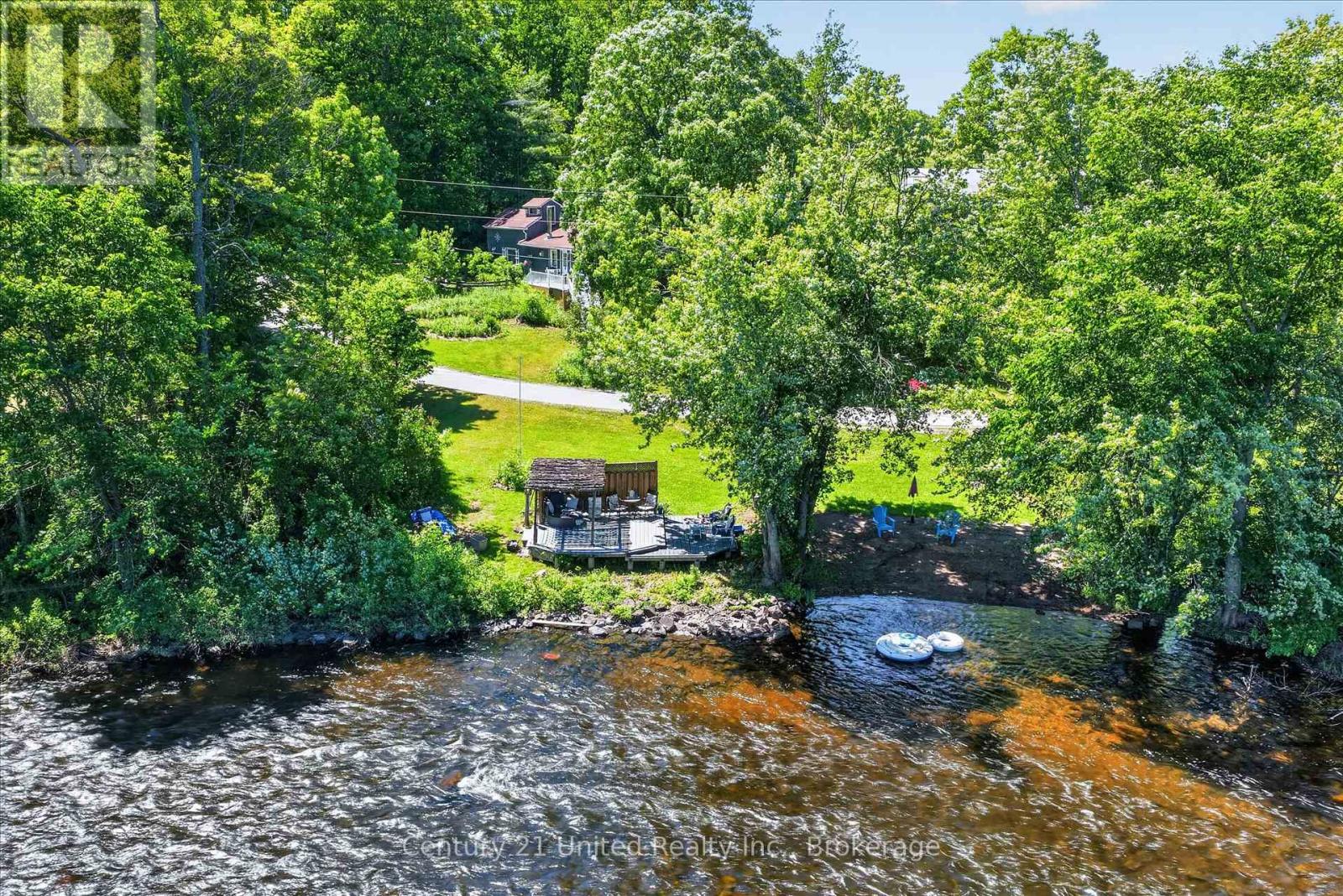90 BOWEN ROAD - 3