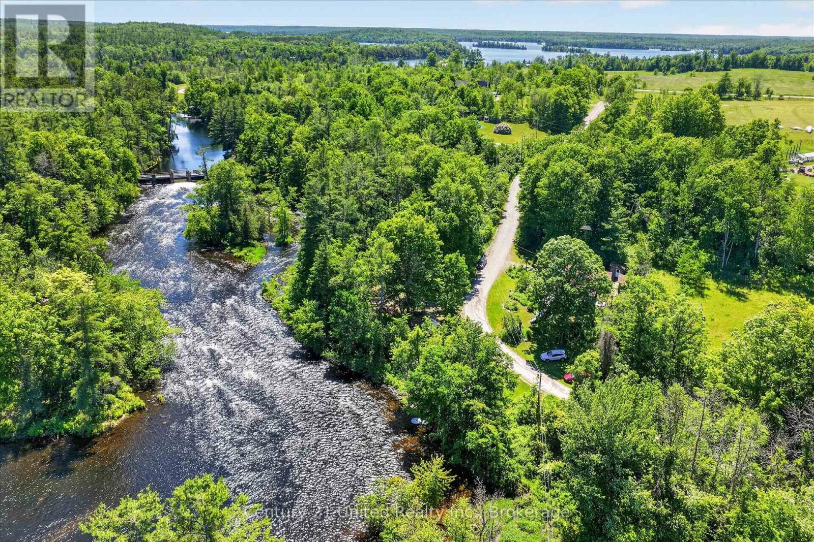 90 BOWEN ROAD - 4