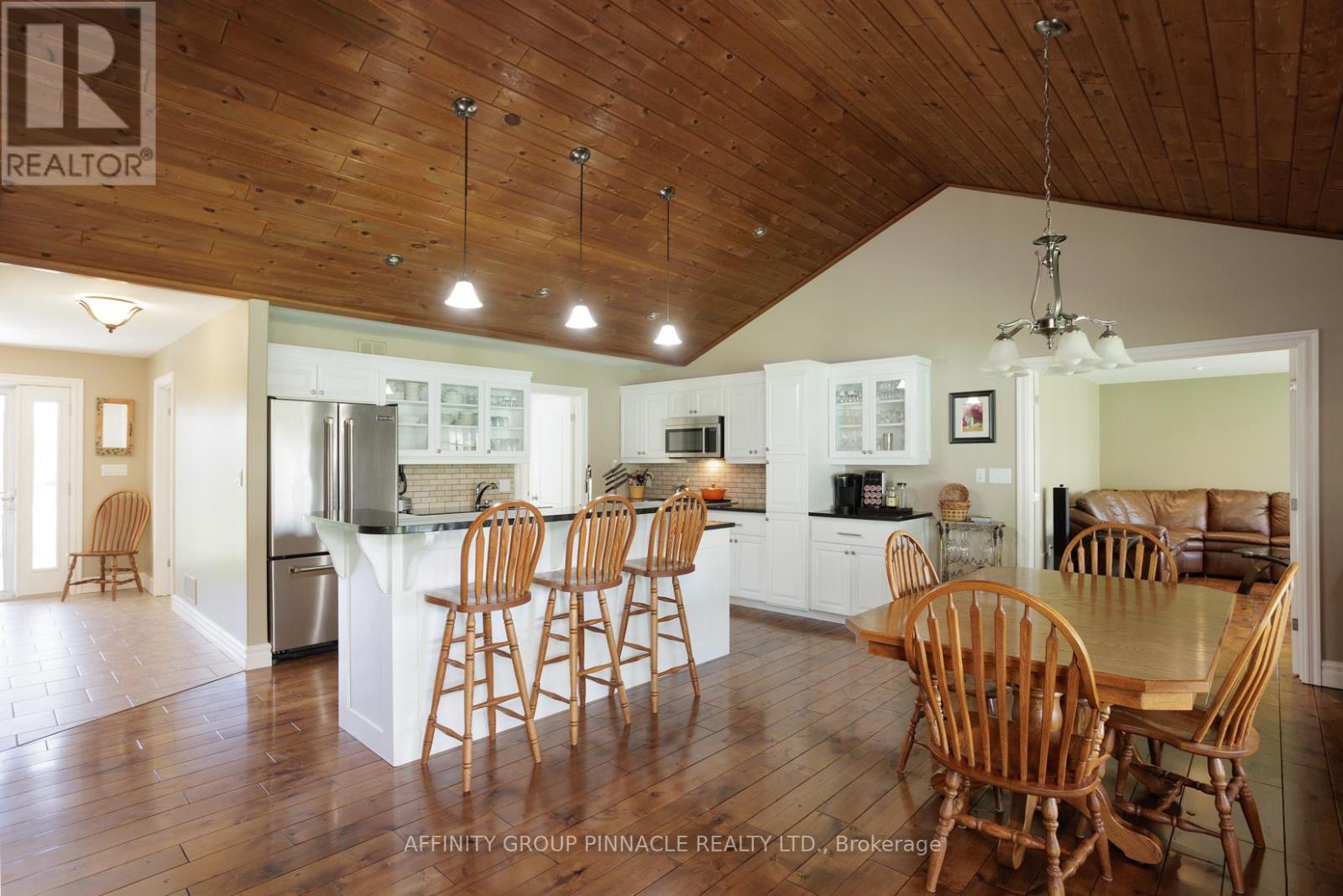 210 MOORINGS DRIVE - 13