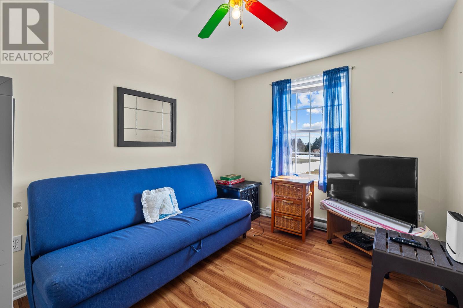 19 MACPHEE Avenue - 17
