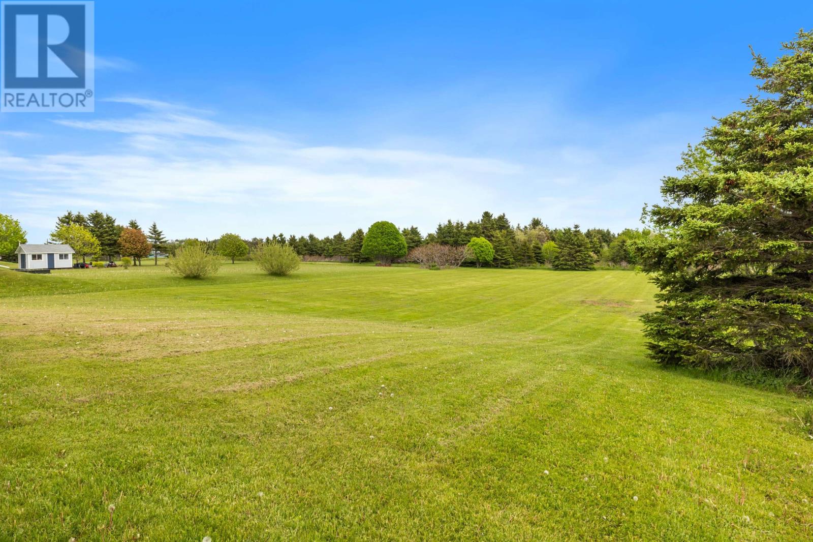 19 MACPHEE Avenue - 23