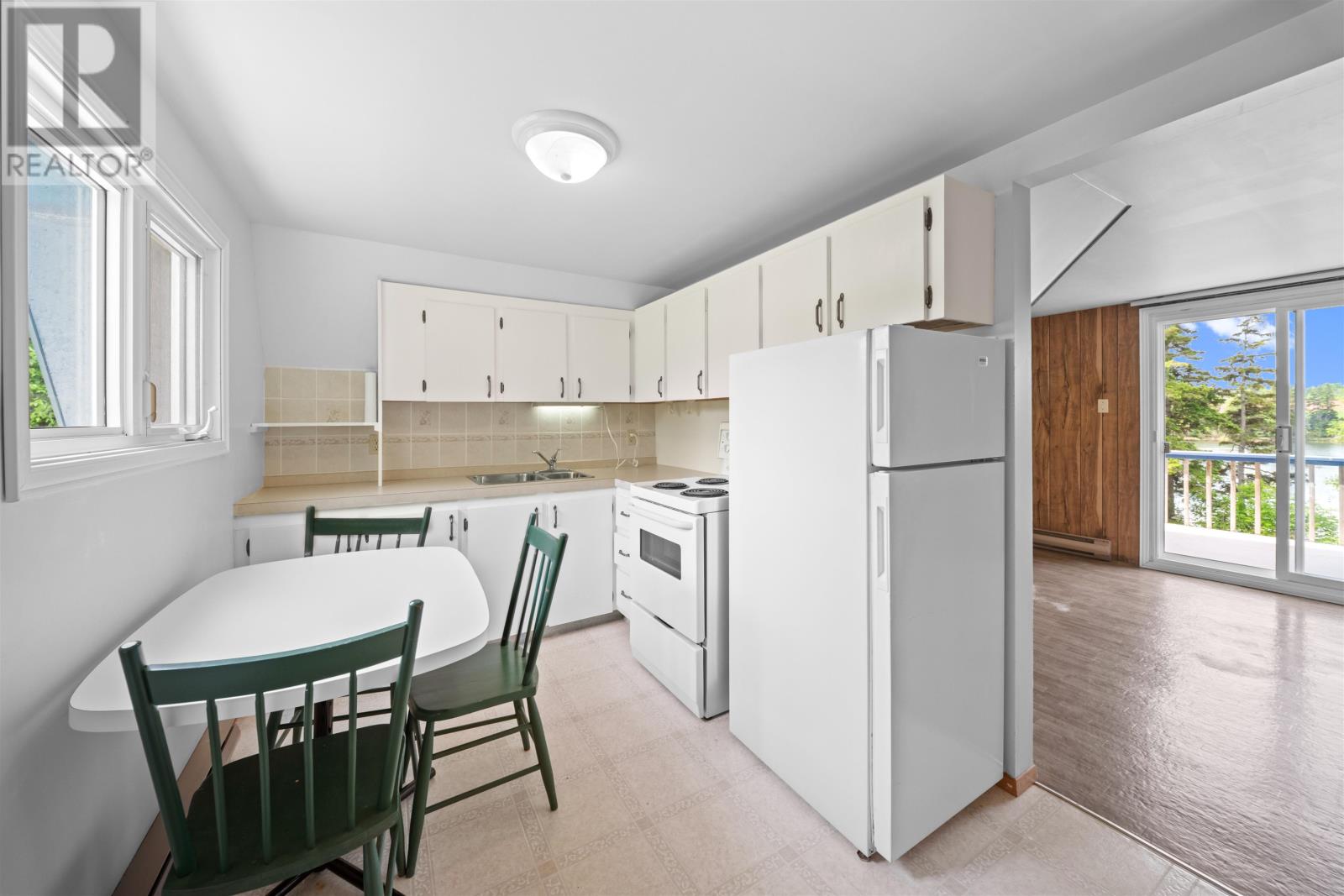 183 Cottage View Drive - 12