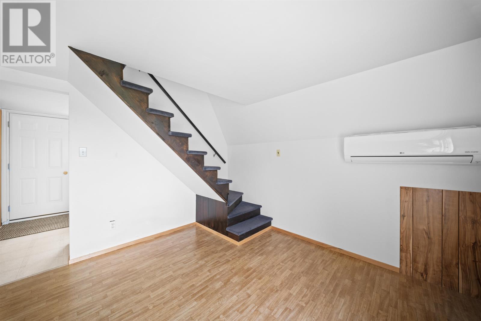 183 Cottage View Drive - 19
