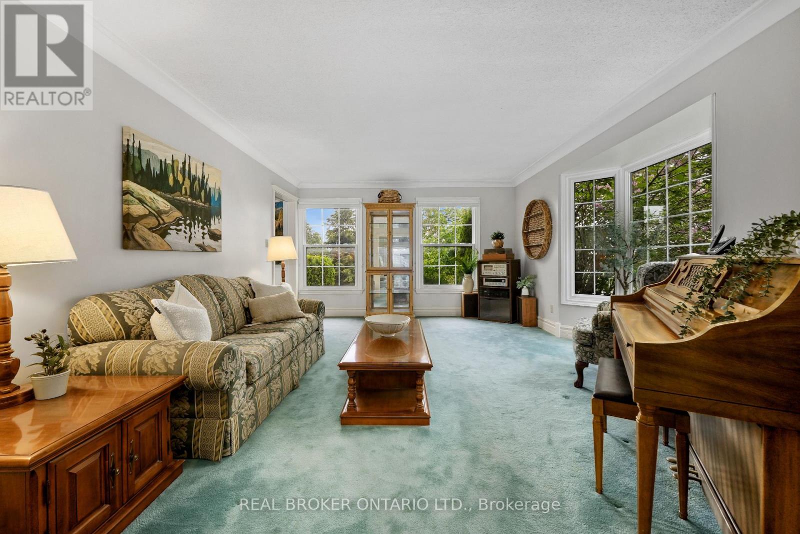 462 FRANKLIN DRIVE - 7
