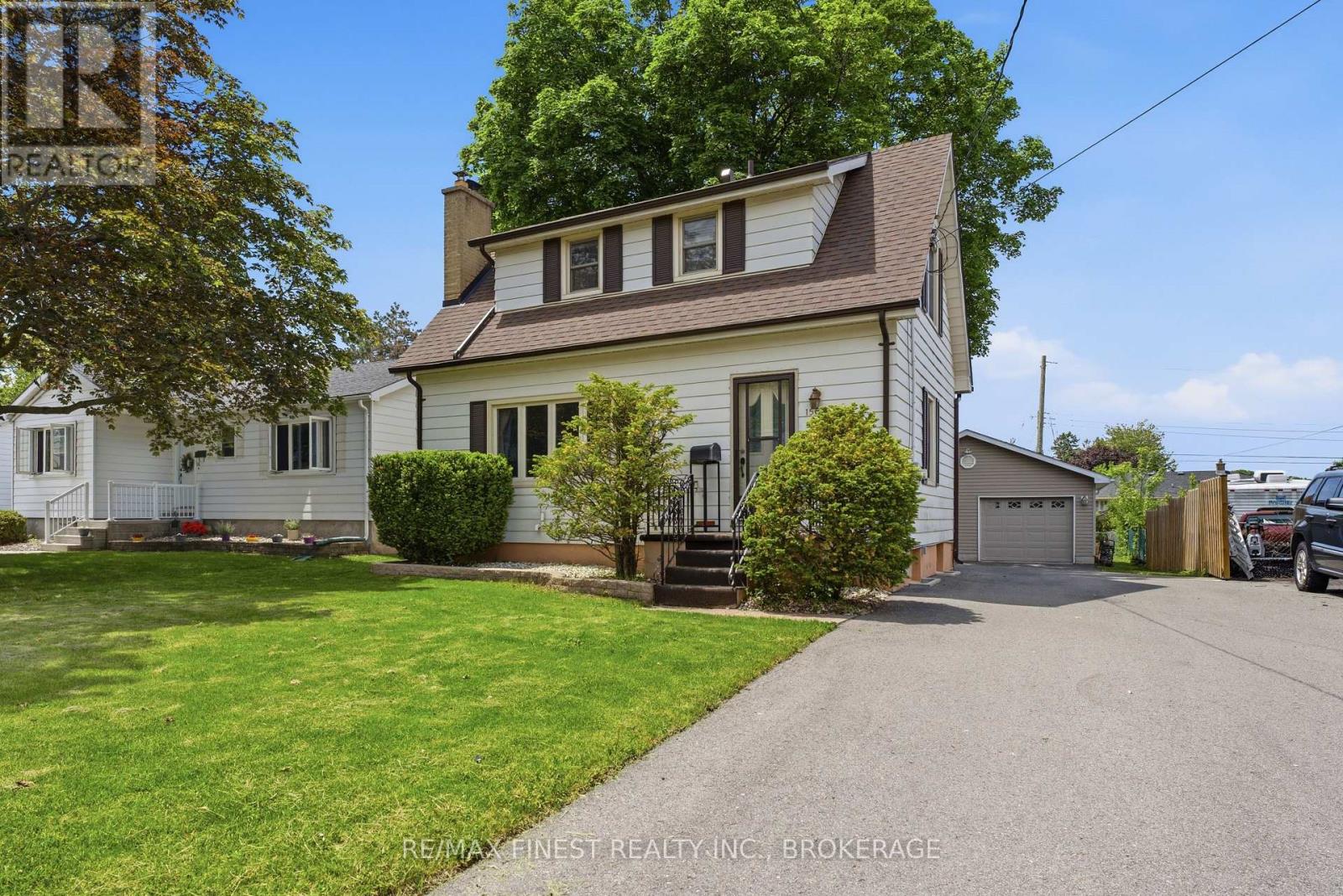 156 FLORENCE STREET - 1