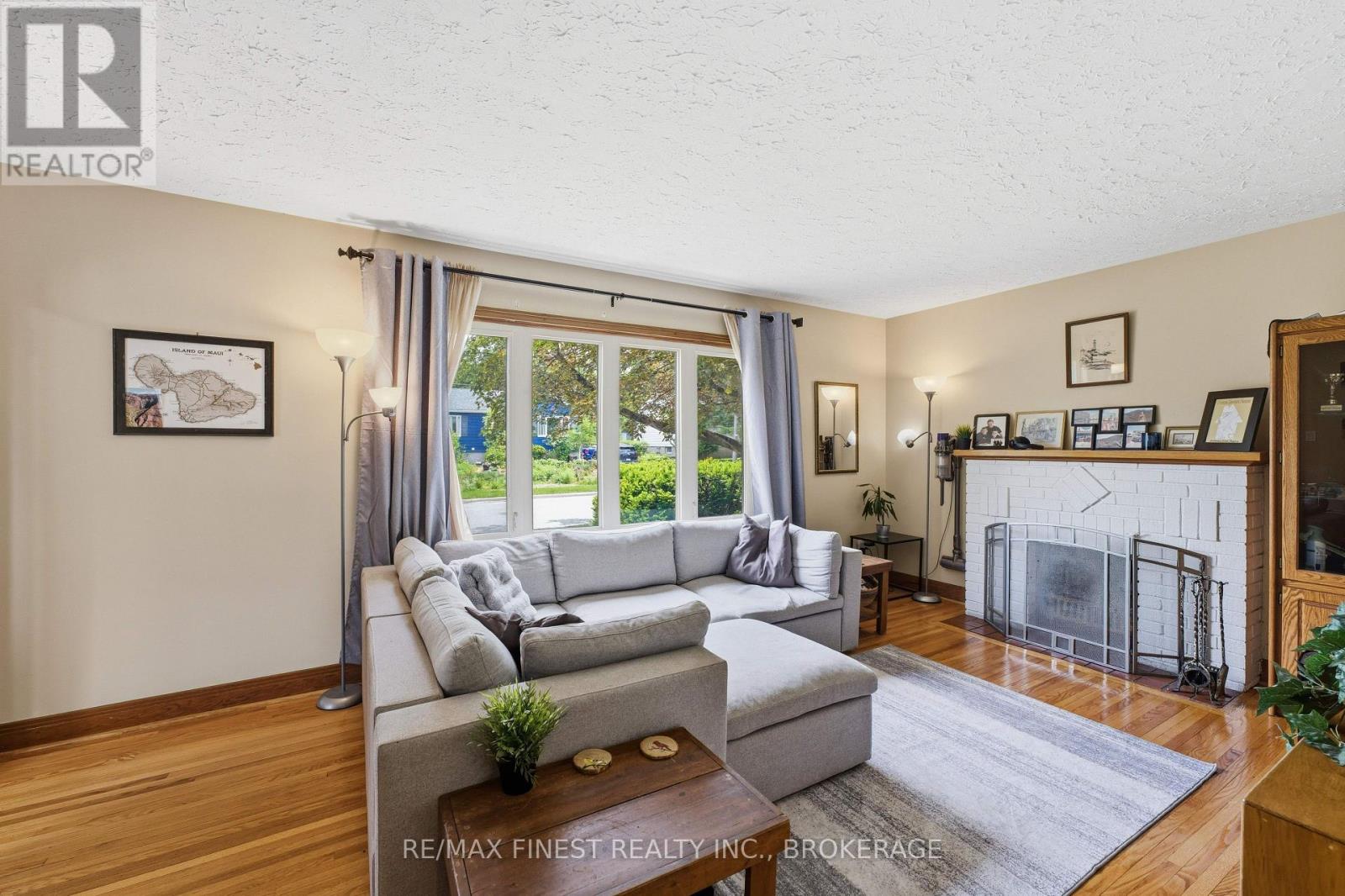 156 FLORENCE STREET - 10