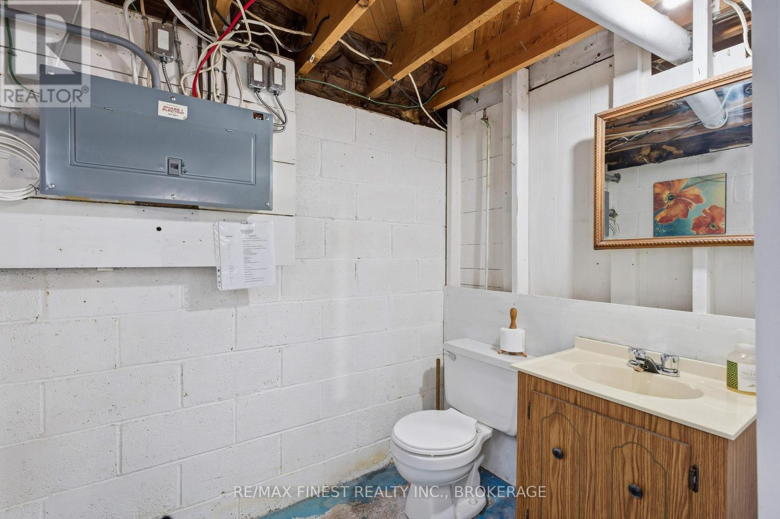 156 FLORENCE STREET - 27