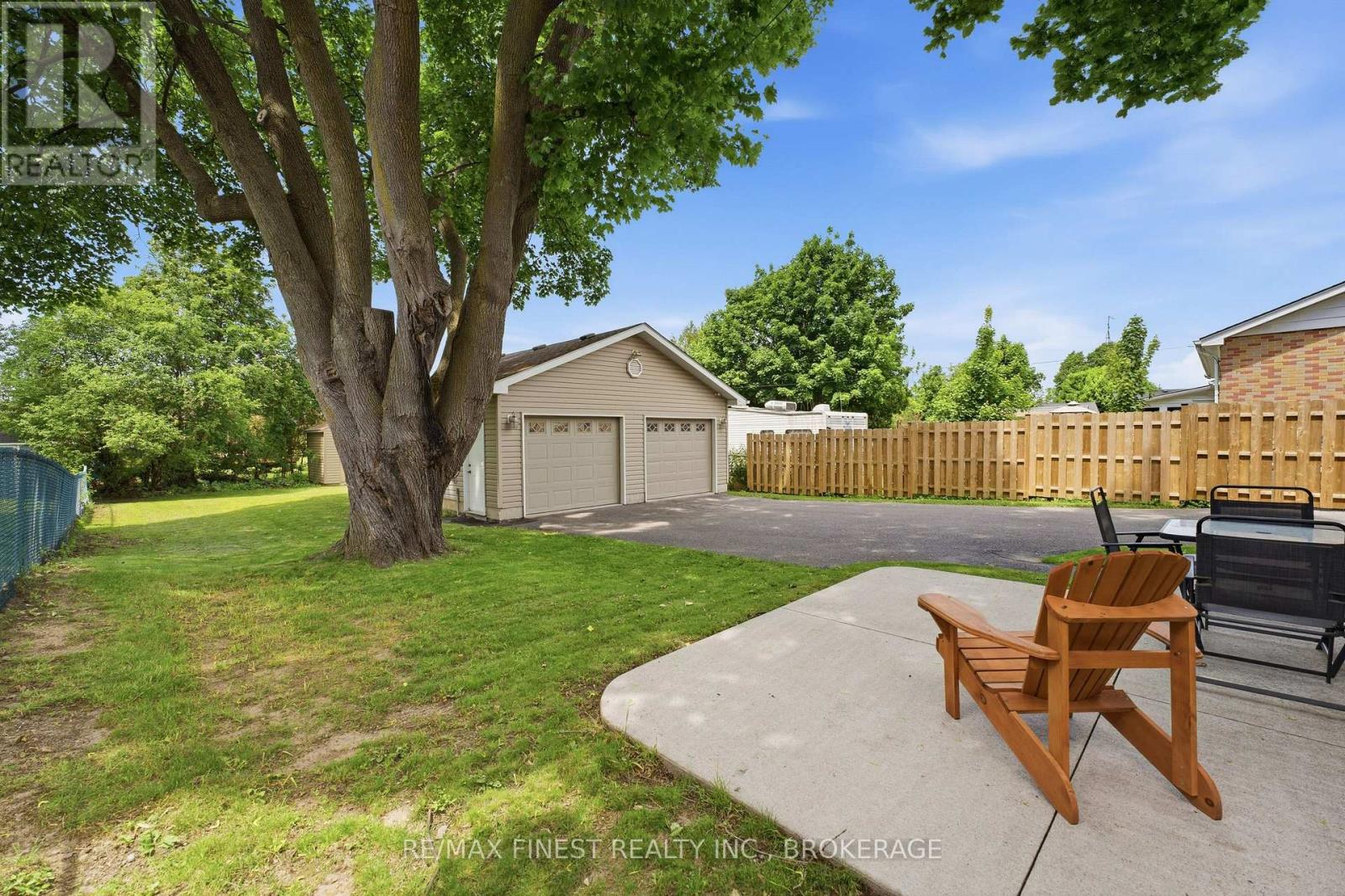 156 FLORENCE STREET - 28