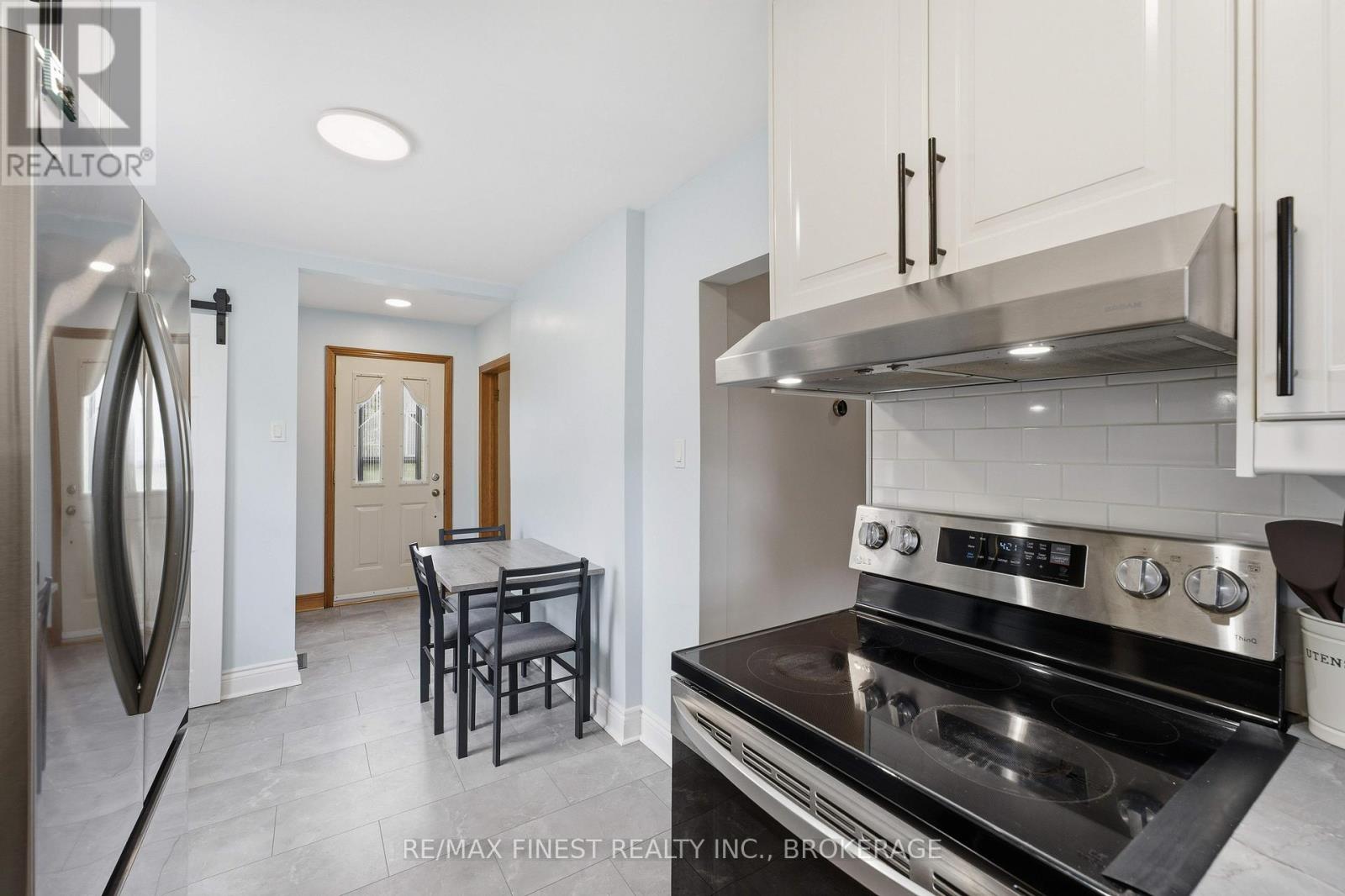 156 FLORENCE STREET - 7