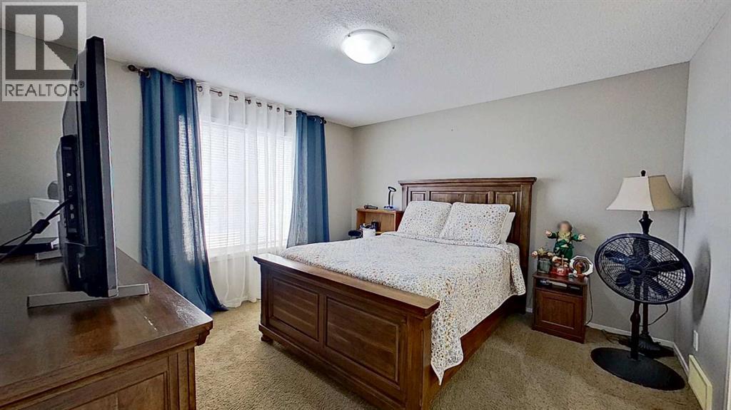 1600 Copperfield Boulevard SE - 26