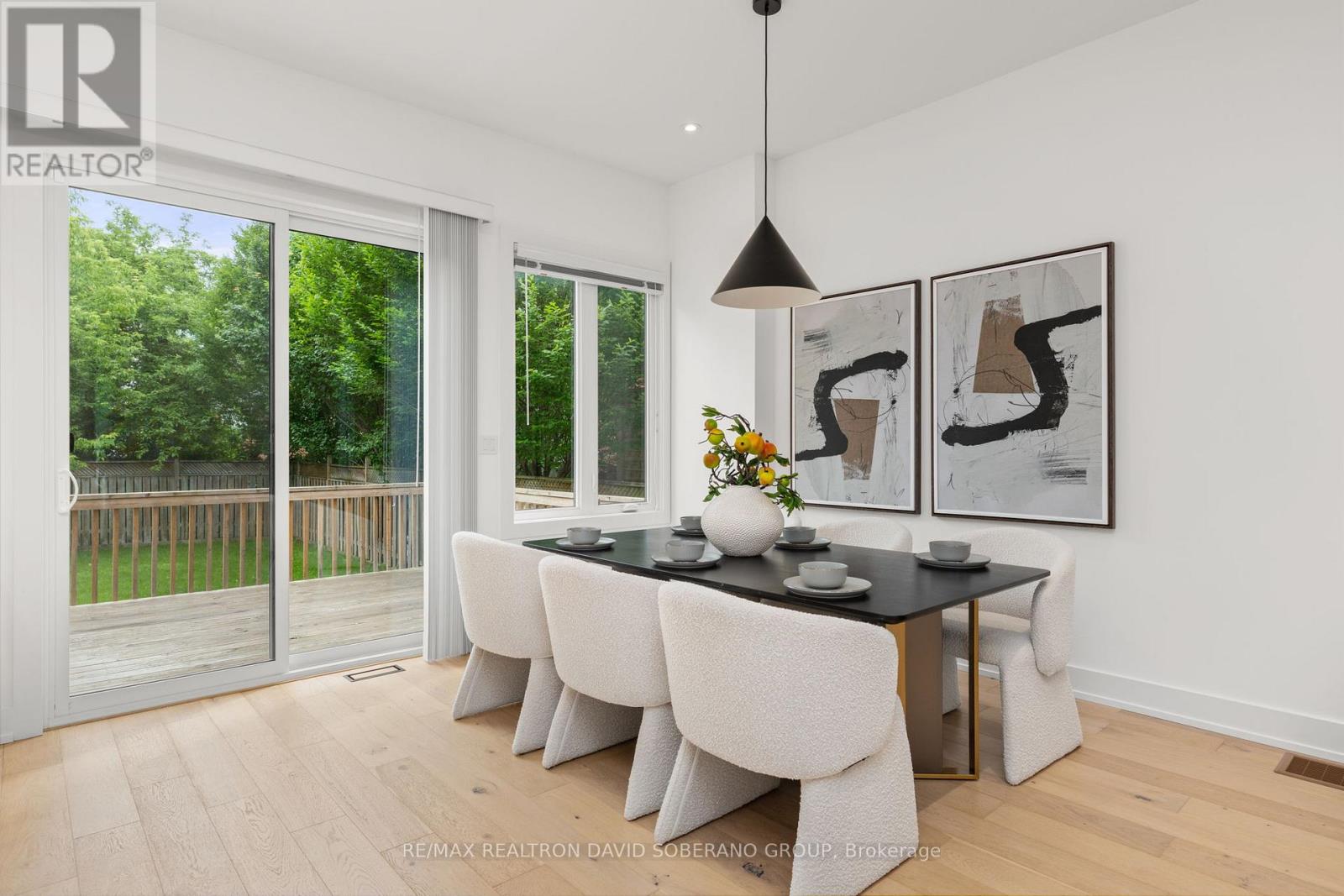 11 BARCLAY ROAD - 12