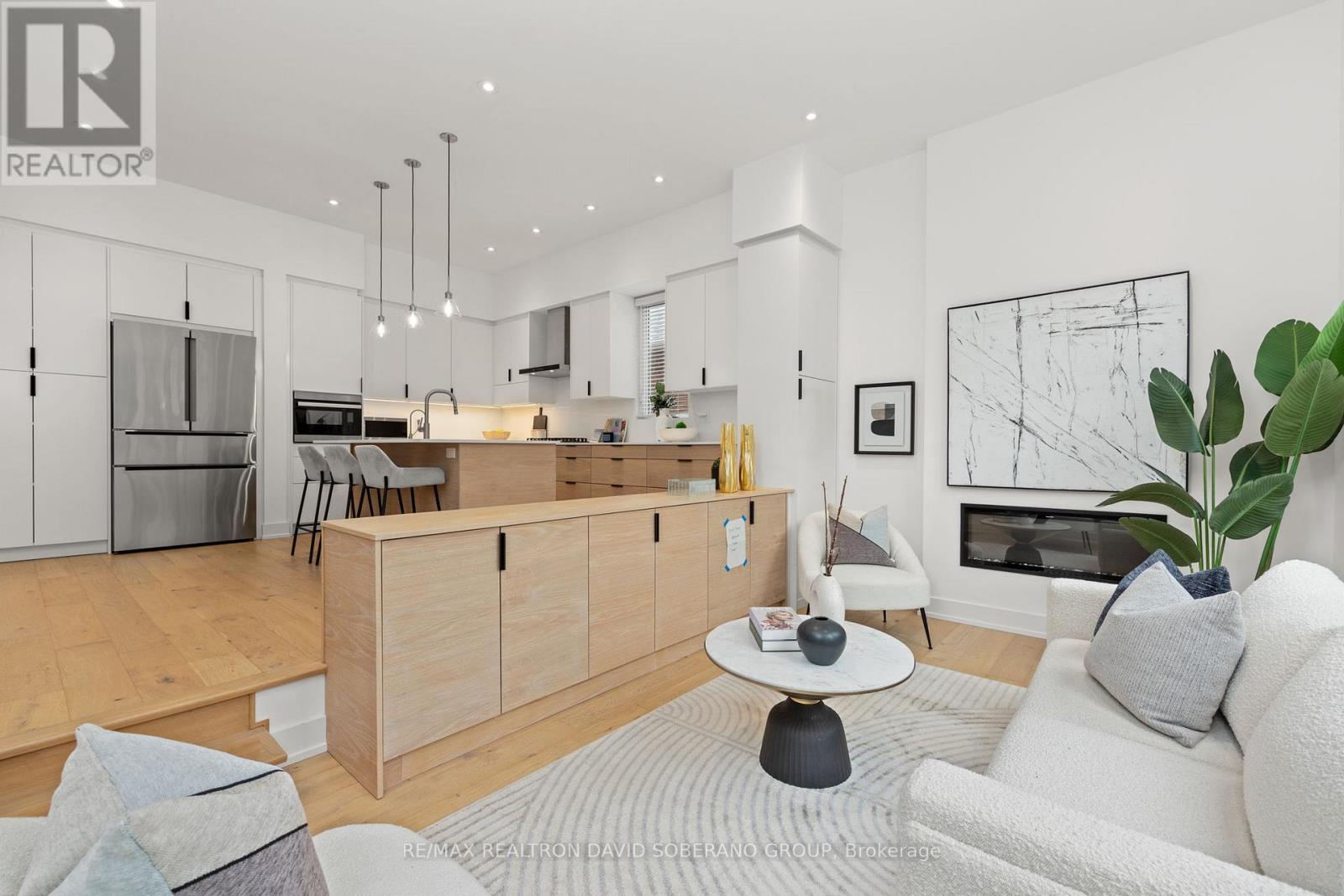 11 BARCLAY ROAD - 10