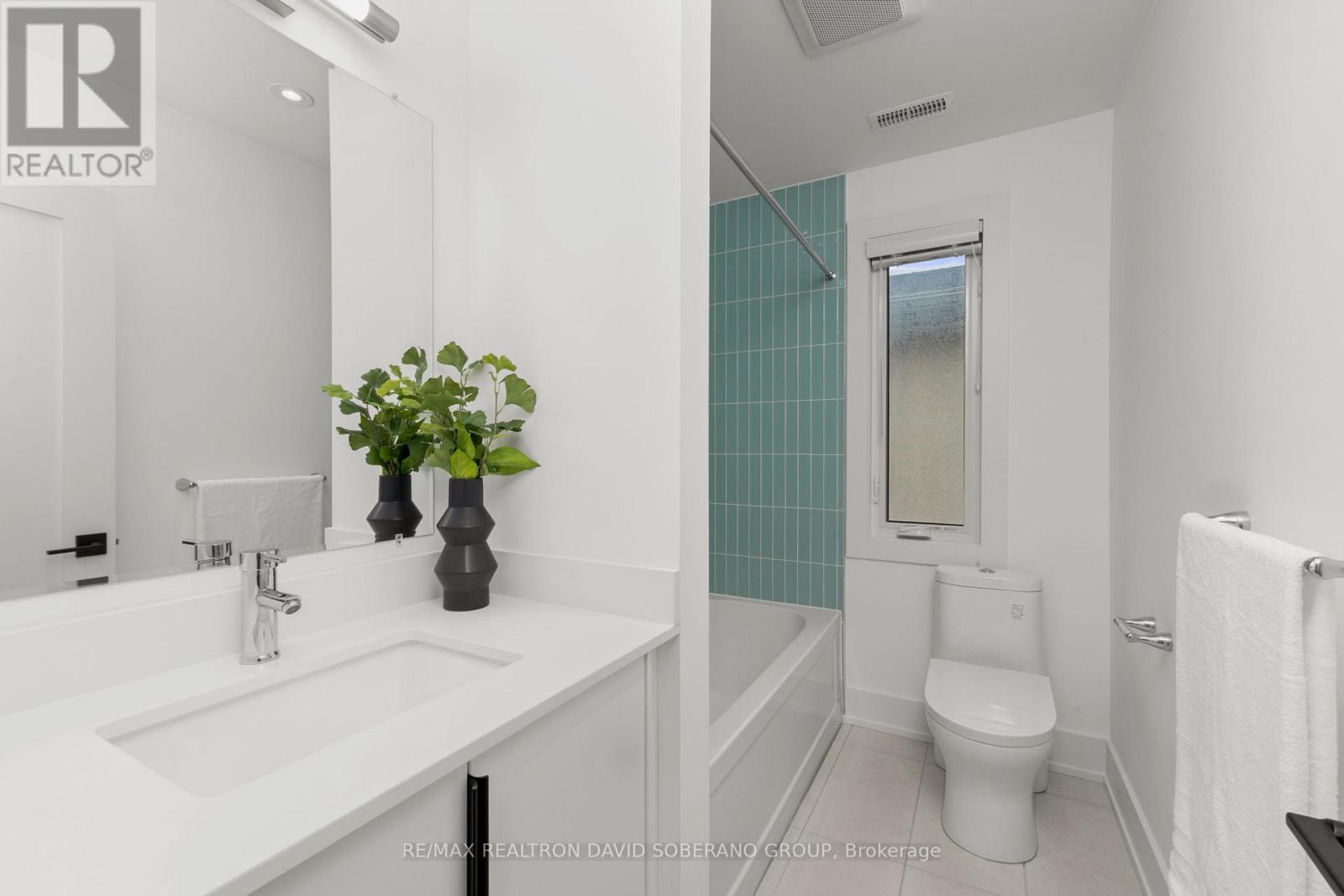 11 BARCLAY ROAD - 25