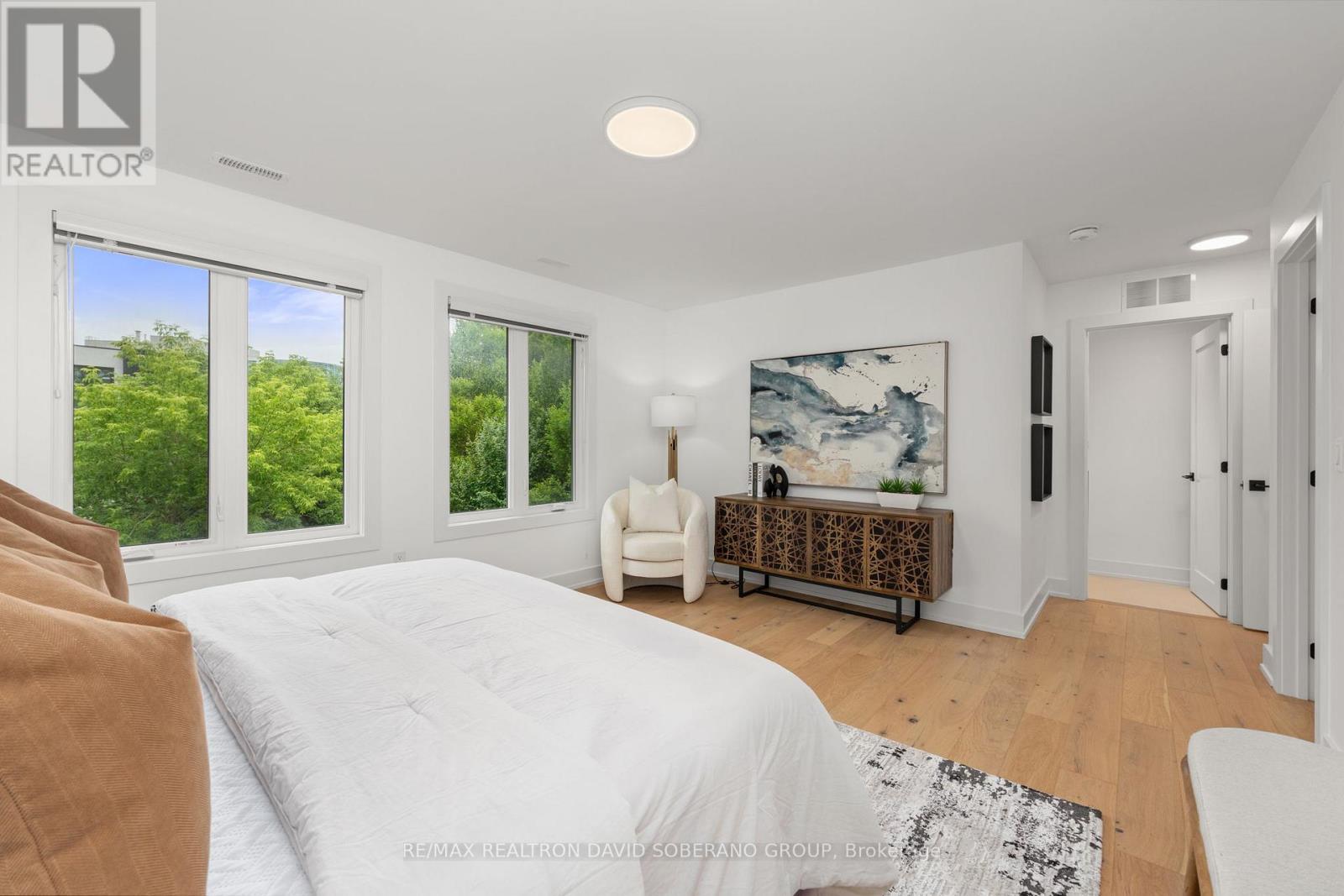 11 BARCLAY ROAD - 27