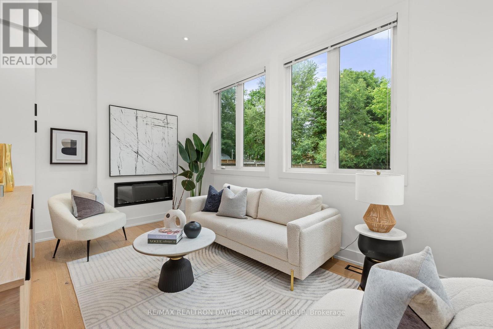 11 BARCLAY ROAD - 9