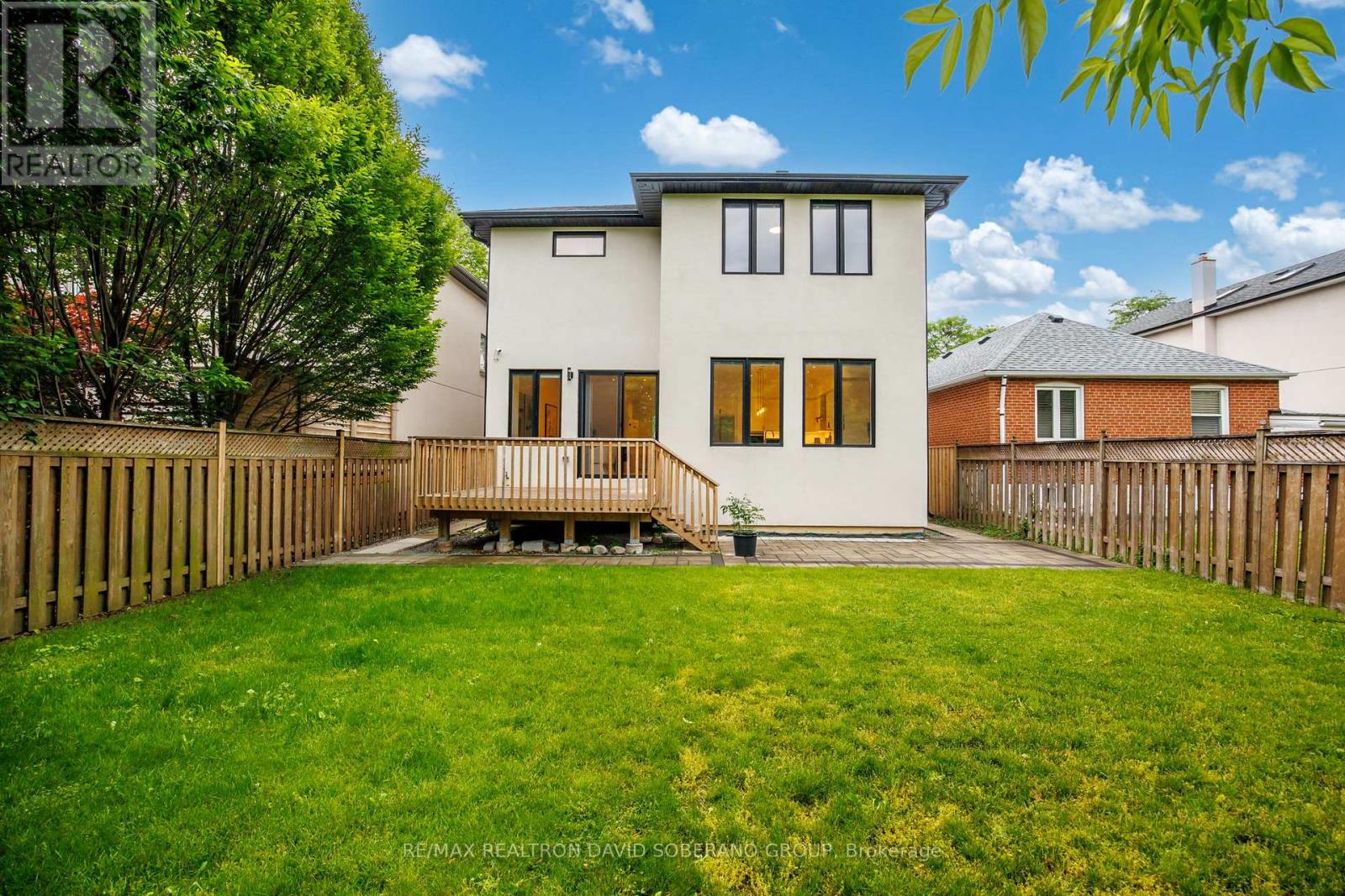 11 BARCLAY ROAD - 43