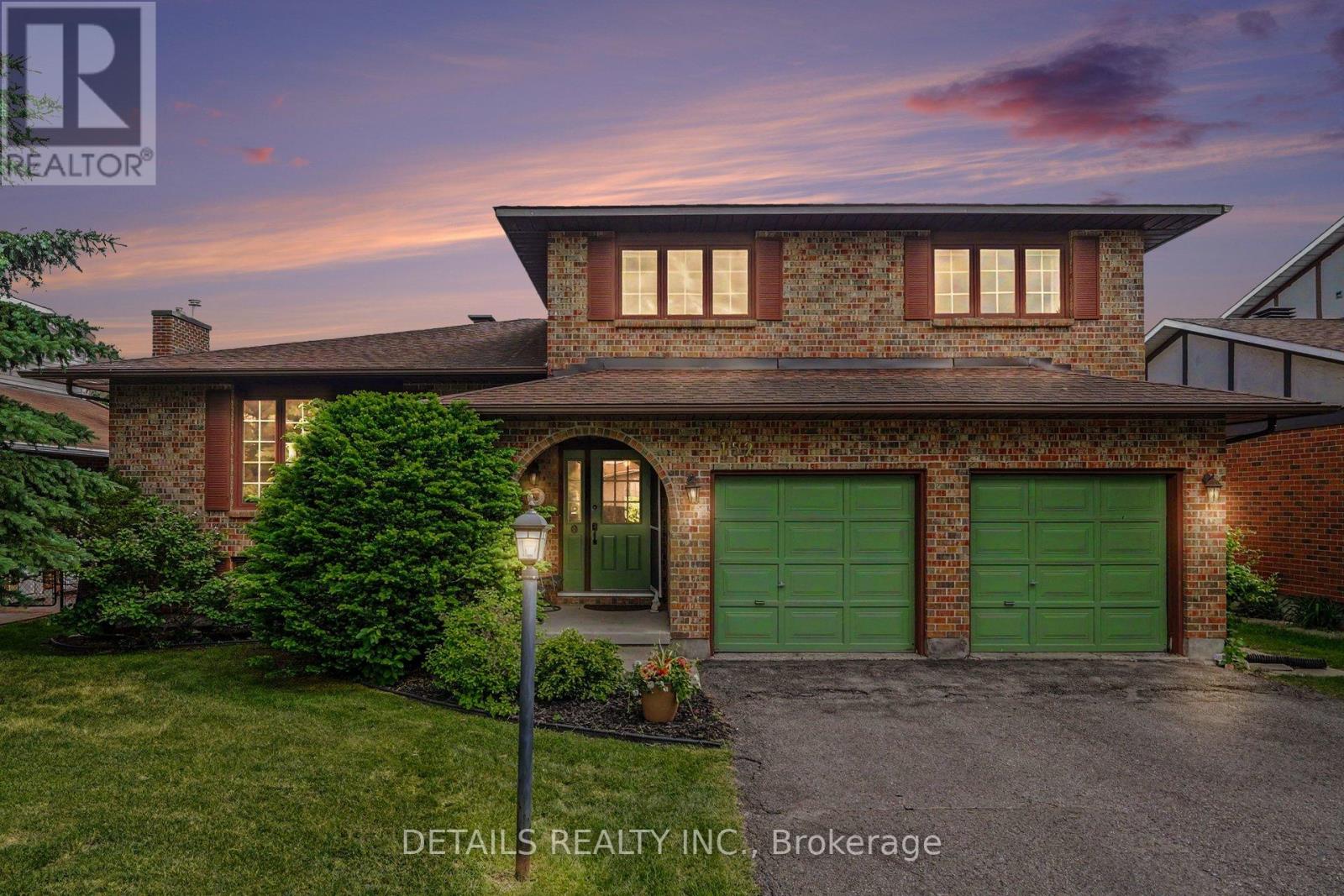 4 Bed, 3 Bath House for Sale in Ottawa – 152 FOXFIELD DRIVE, Ottawa – MLS# X13443958 - Image 6