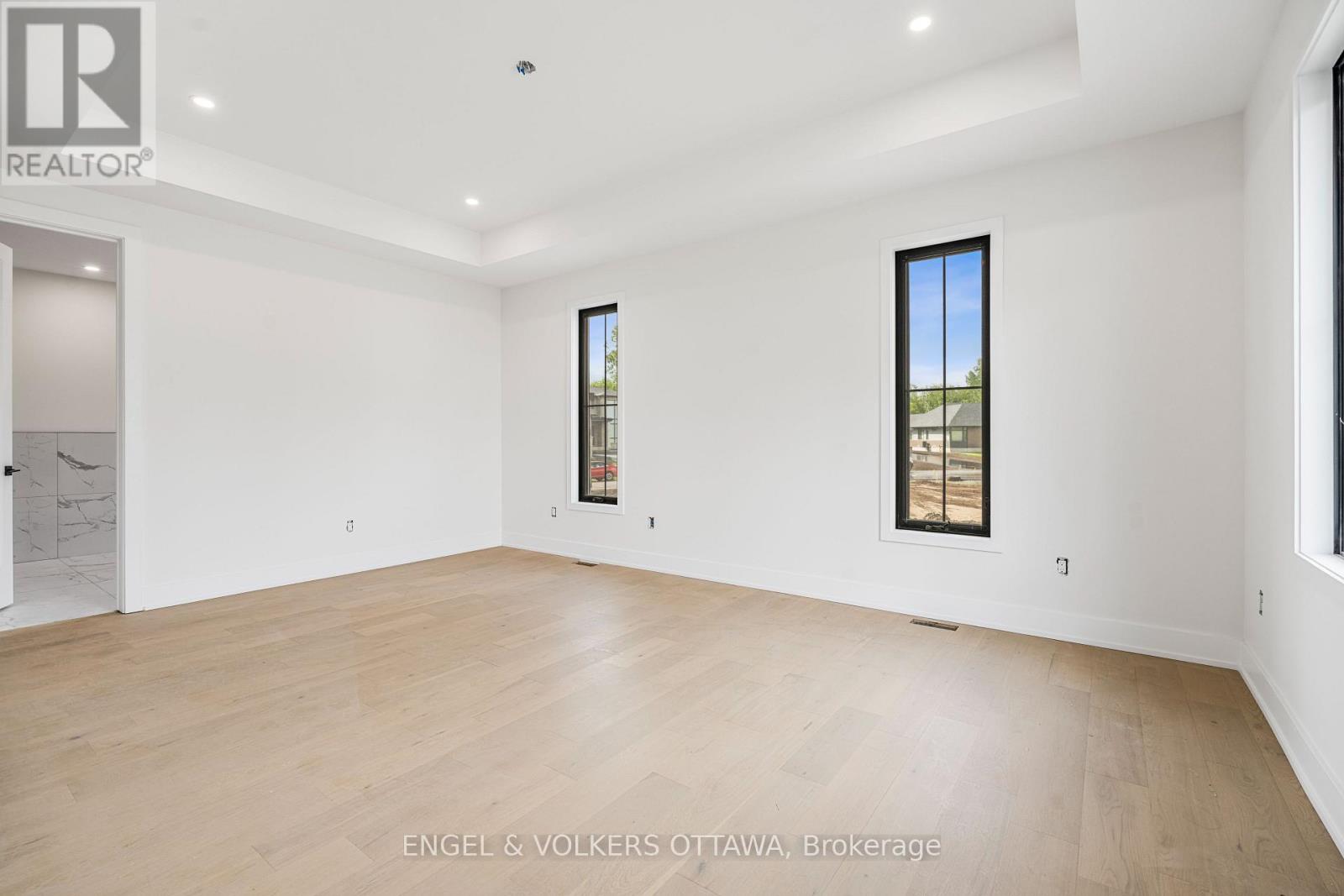249 CABRELLE PLACE - 24