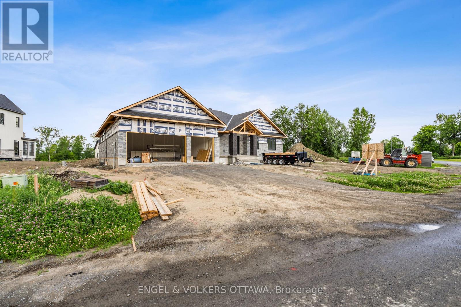 249 CABRELLE PLACE - 3