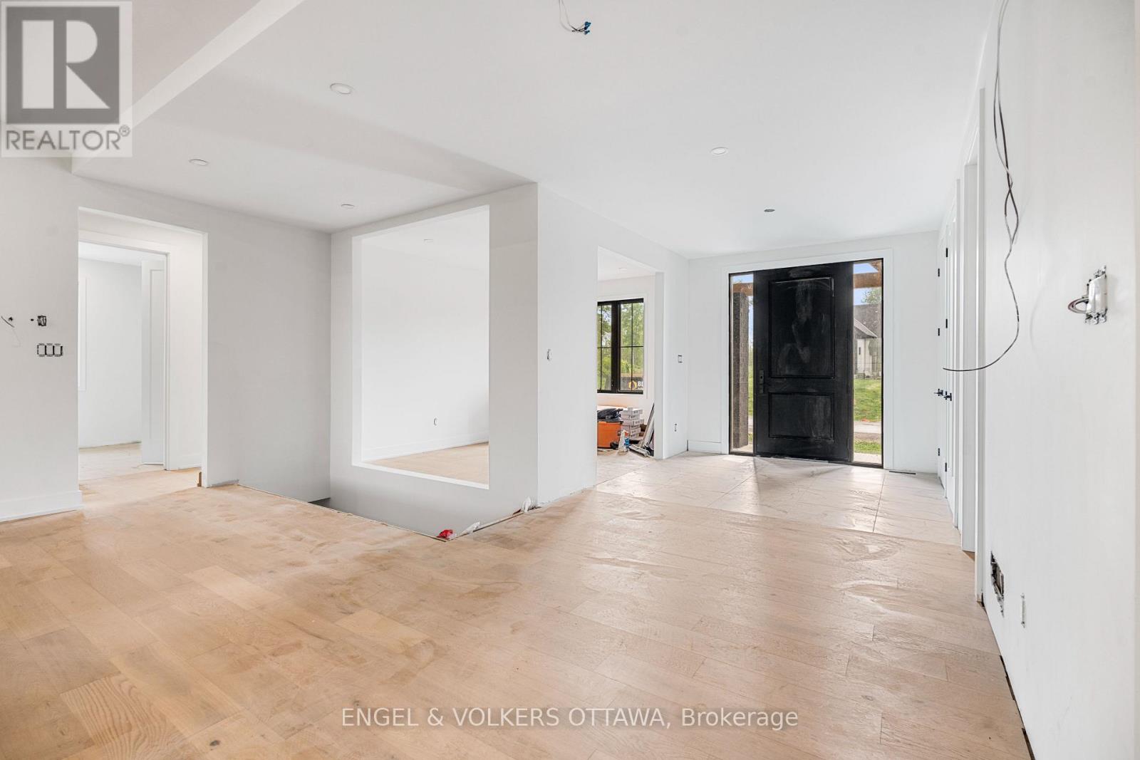 249 CABRELLE PLACE - 8