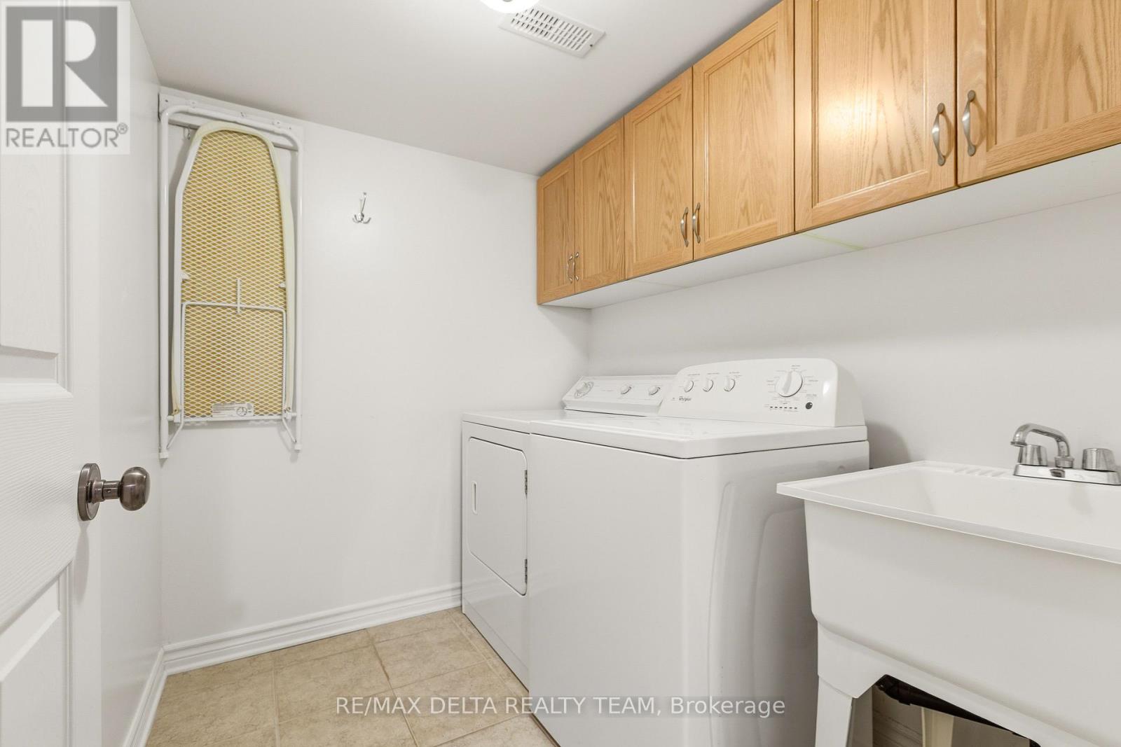 346 FARINCOURT CRESCENT - 24