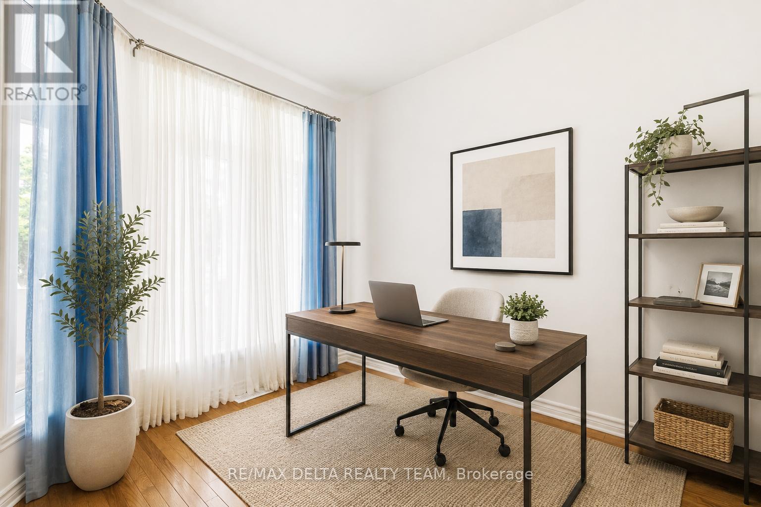 346 FARINCOURT CRESCENT - 3