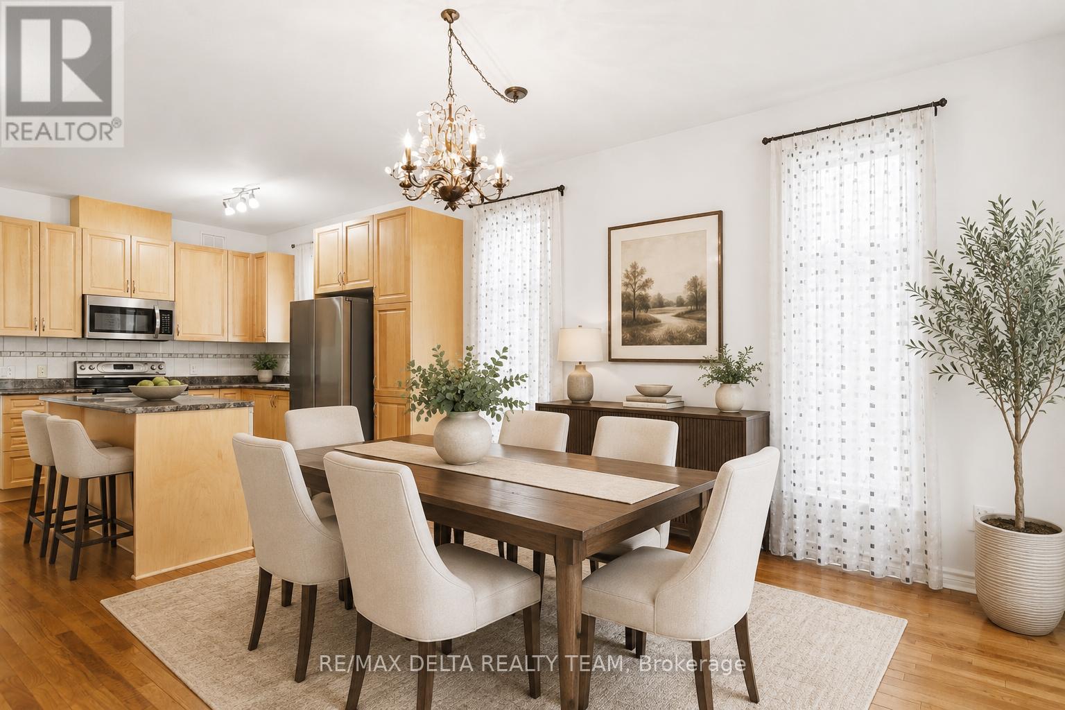 346 FARINCOURT CRESCENT - 7