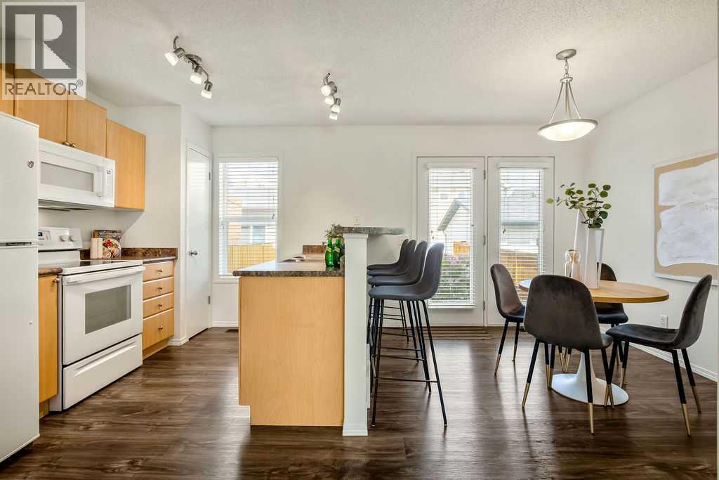 246 Elgin View SE — photo 11
