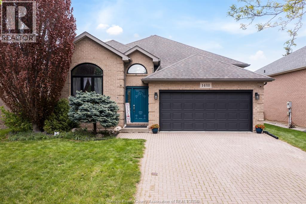 1488 IMPERIAL CRESCENT - 1