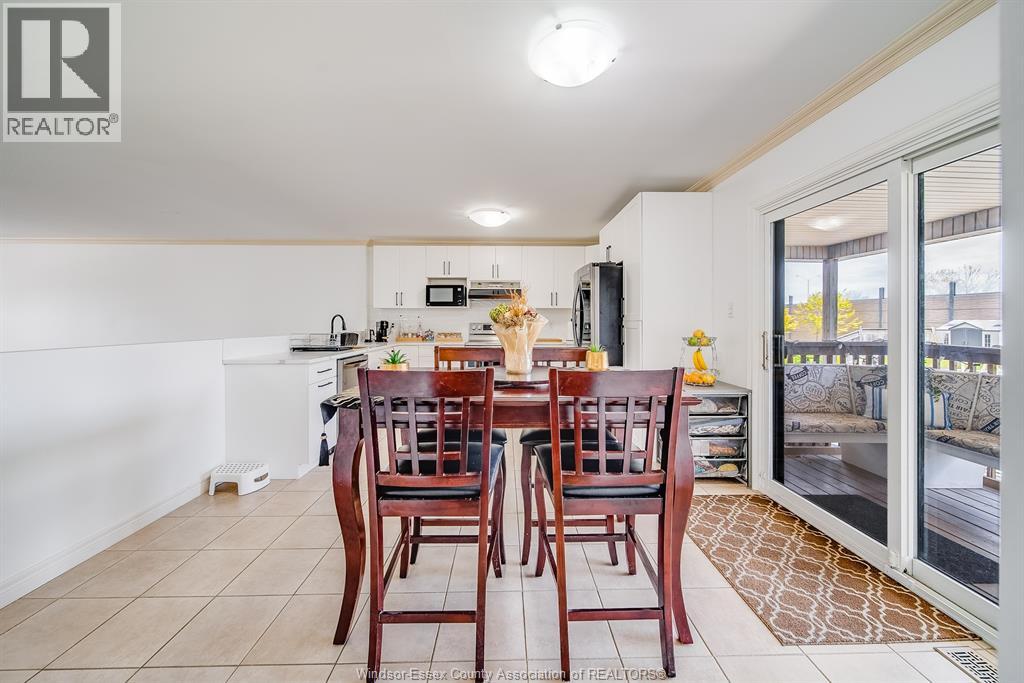 1488 IMPERIAL CRESCENT - 14