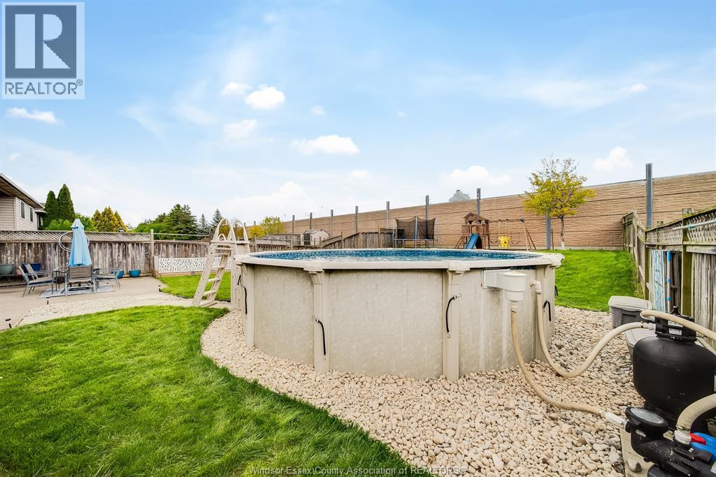 1488 IMPERIAL CRESCENT - 46