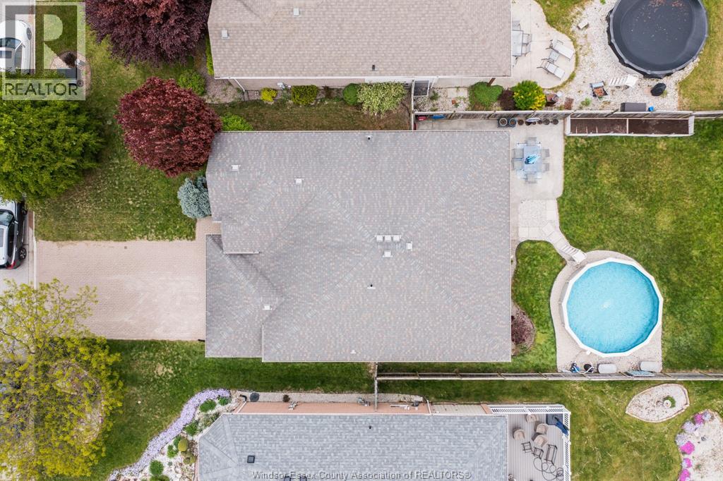 1488 IMPERIAL CRESCENT - 50