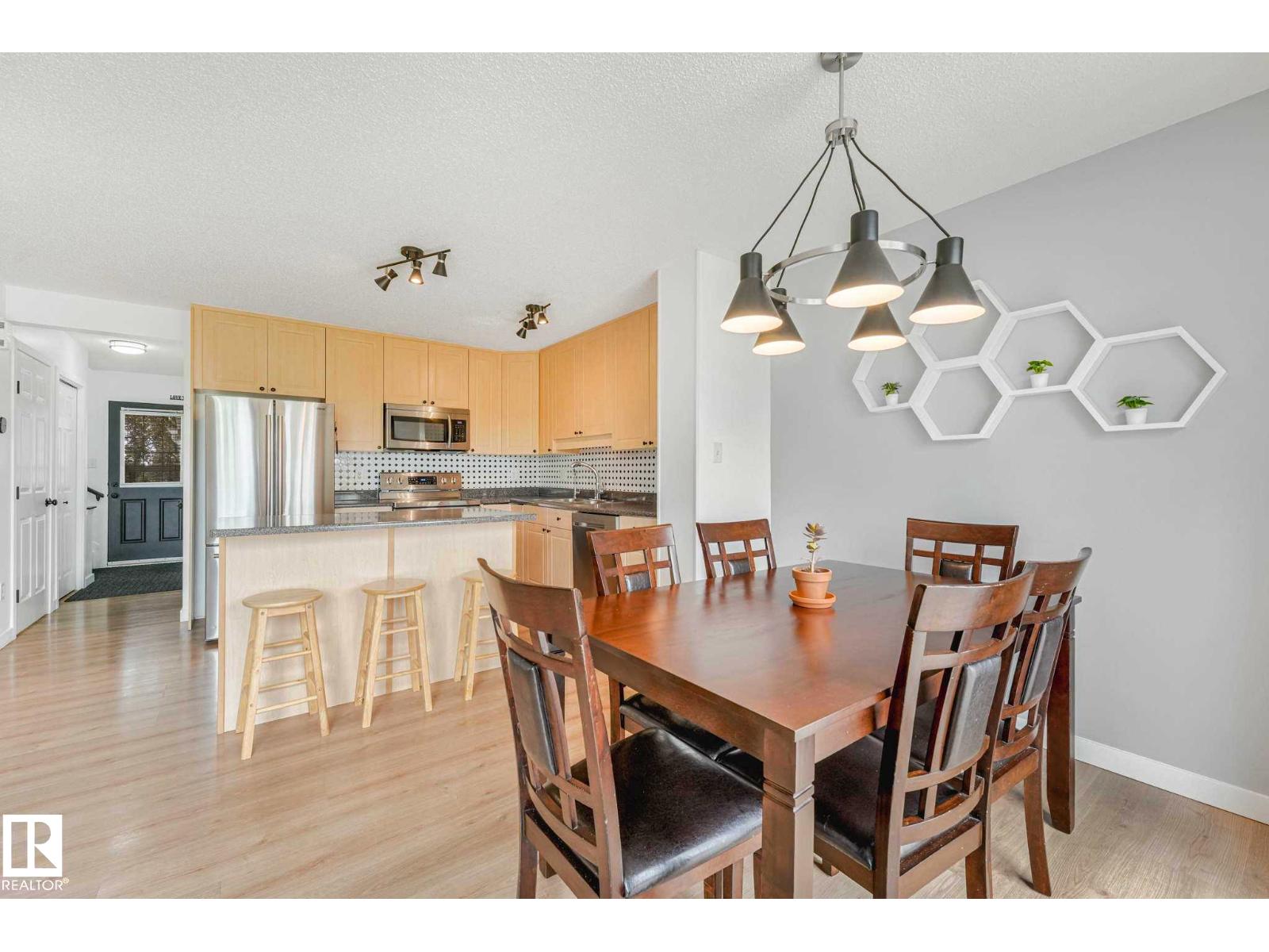 2921 23 ST NW - 23