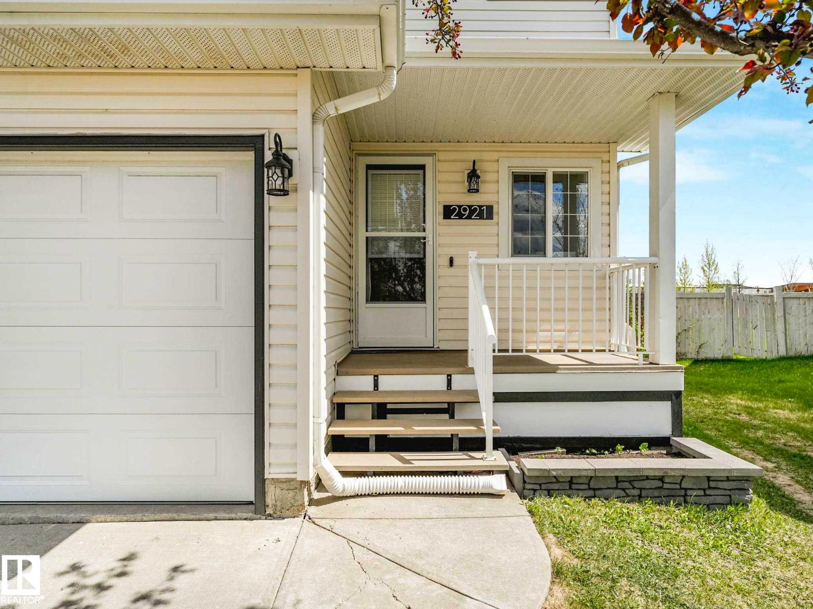 2921 23 ST NW - 12
