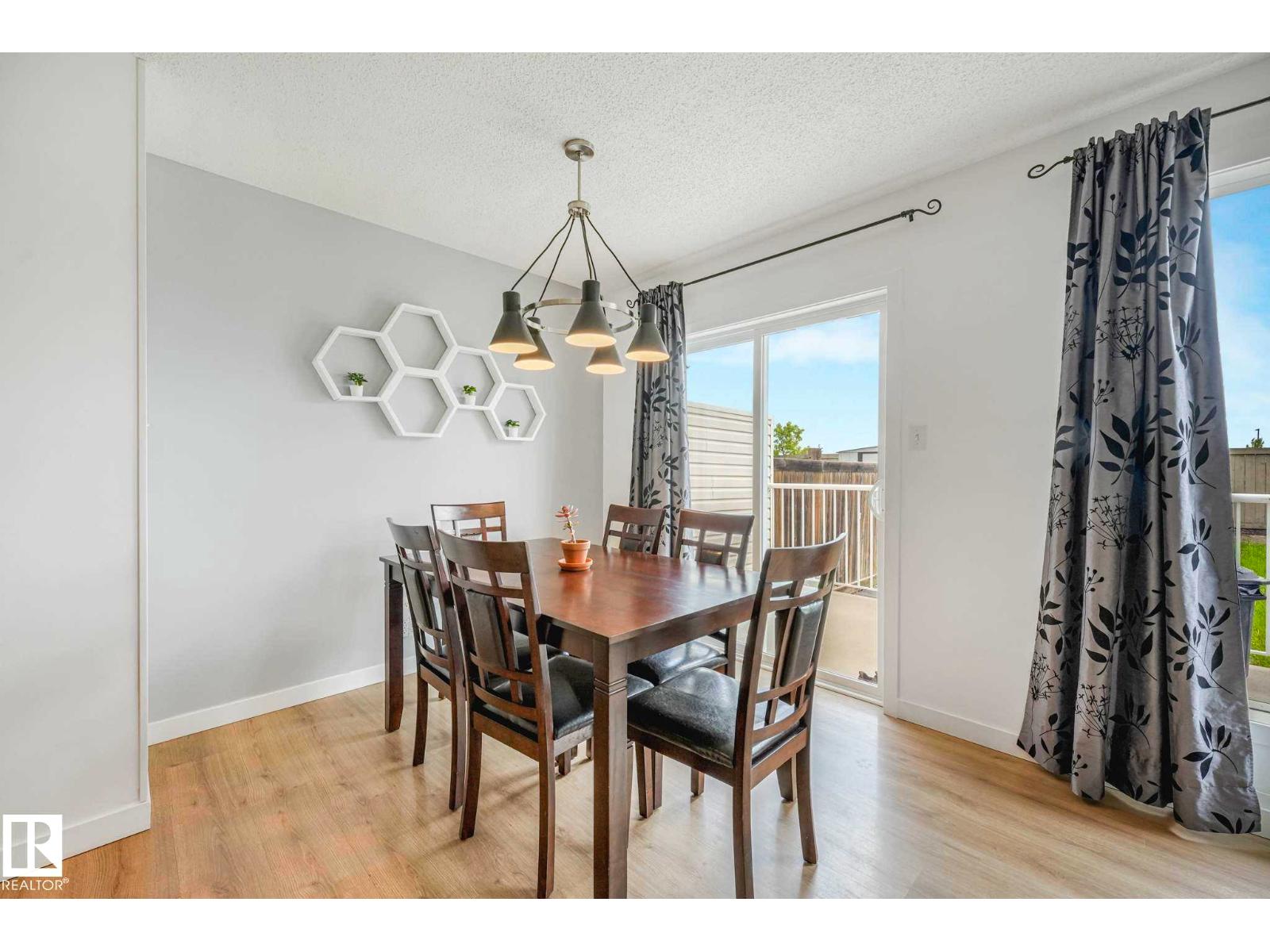 2921 23 ST NW - 21