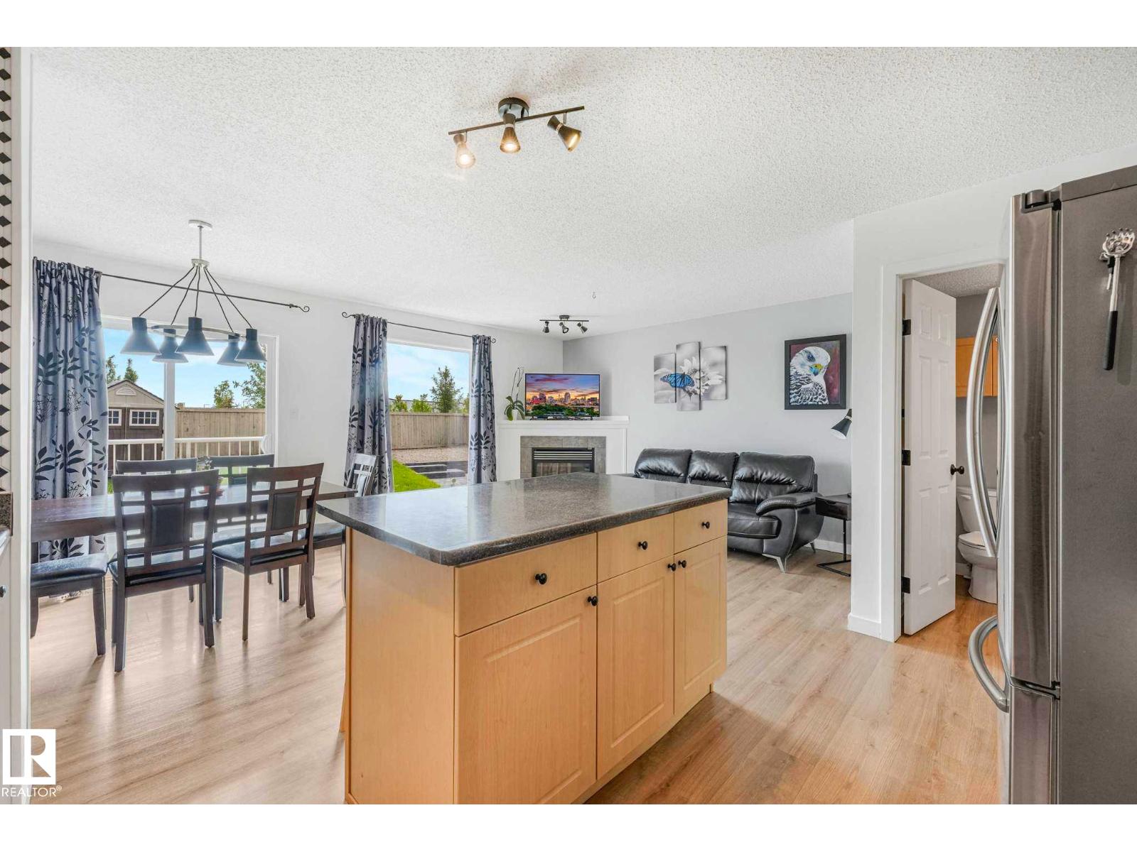 2921 23 ST NW - 20