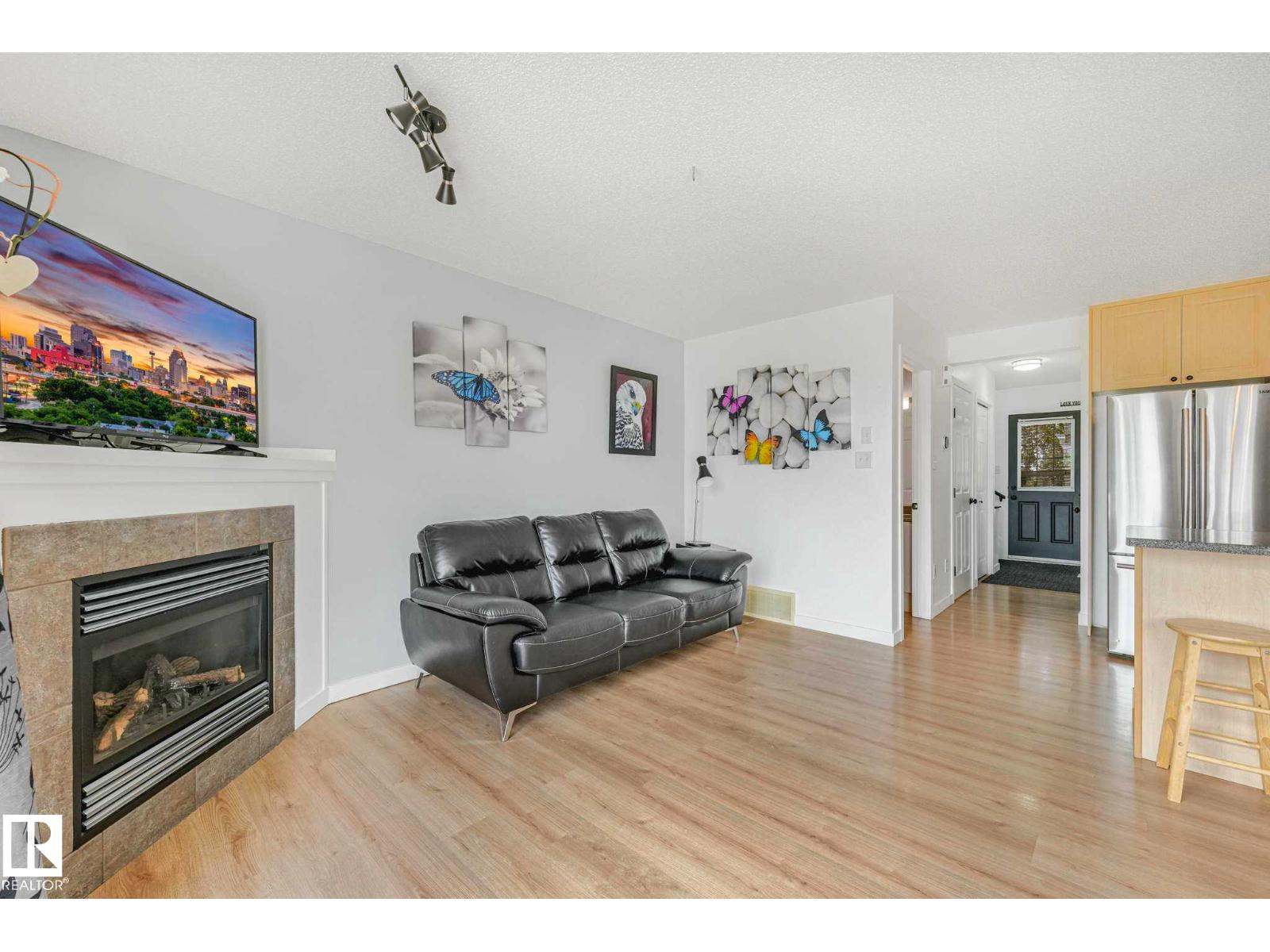 2921 23 ST NW - 16