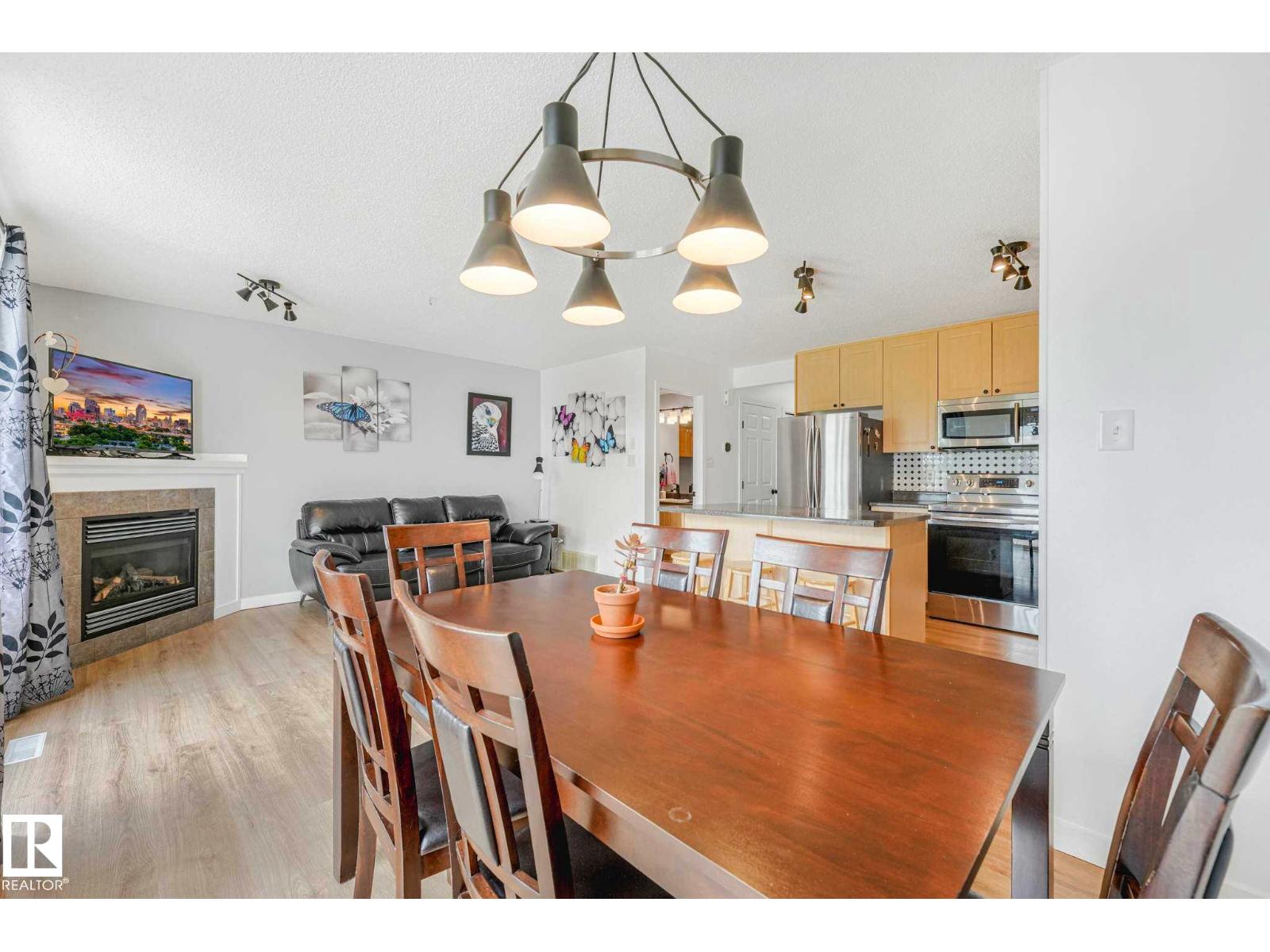 2921 23 ST NW - 22