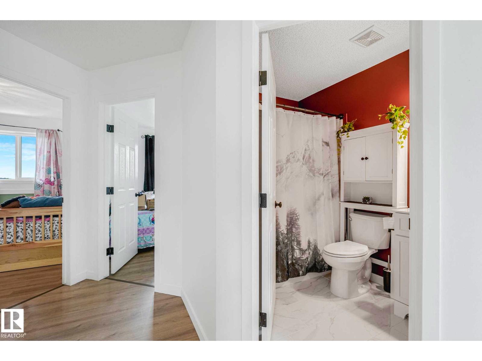 2921 23 ST NW - 28