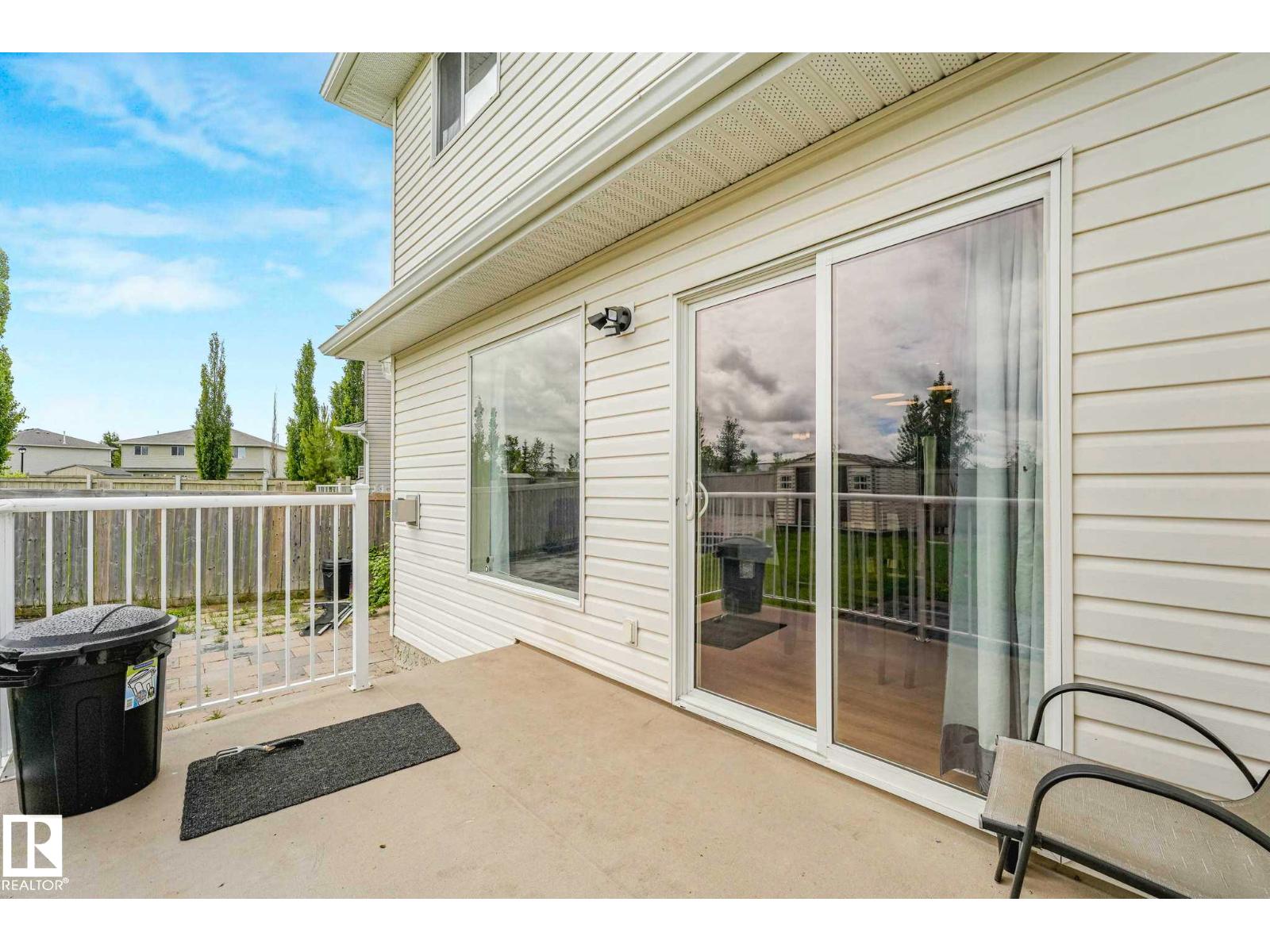 2921 23 ST NW - 48