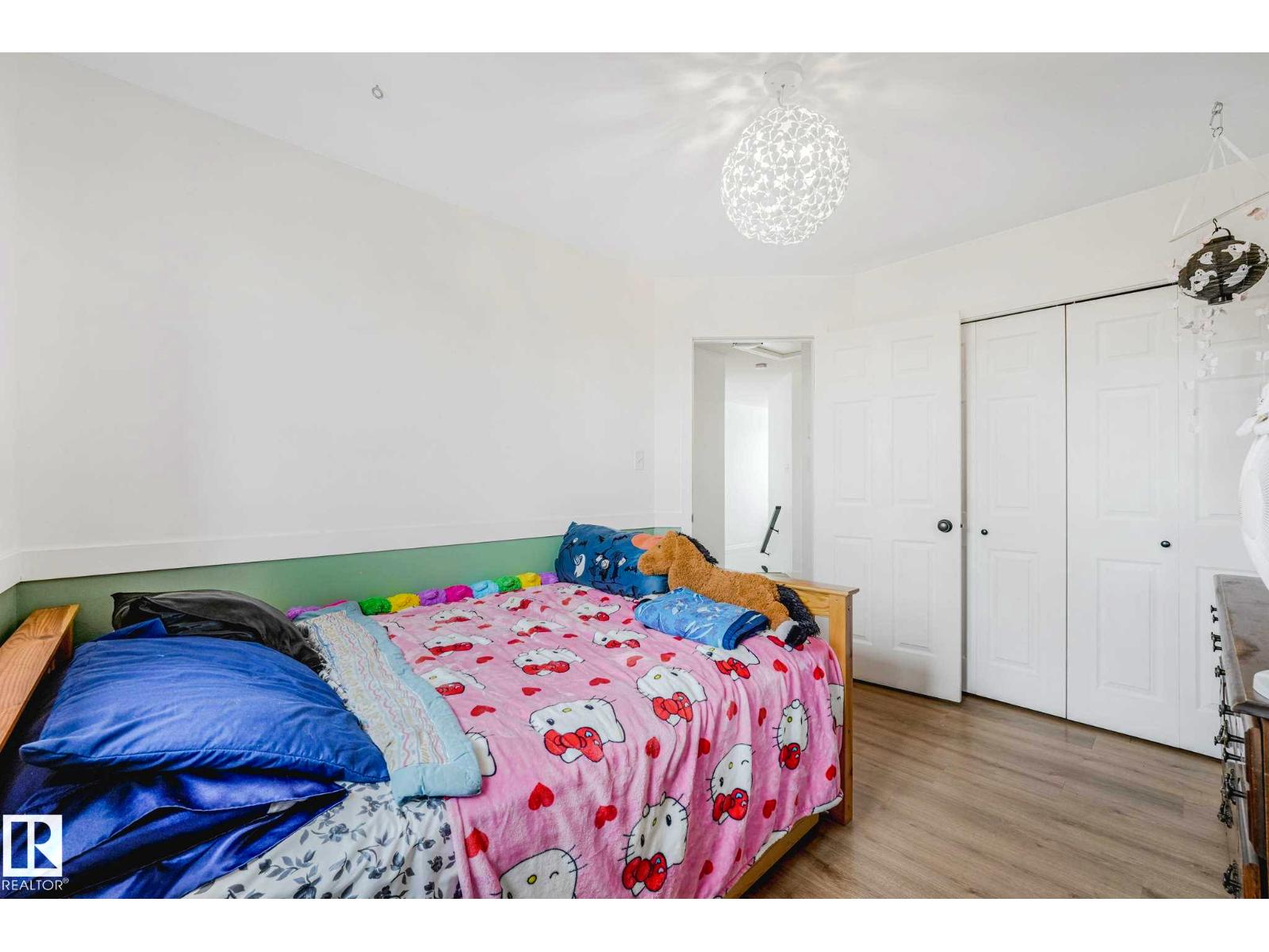 2921 23 ST NW - 39