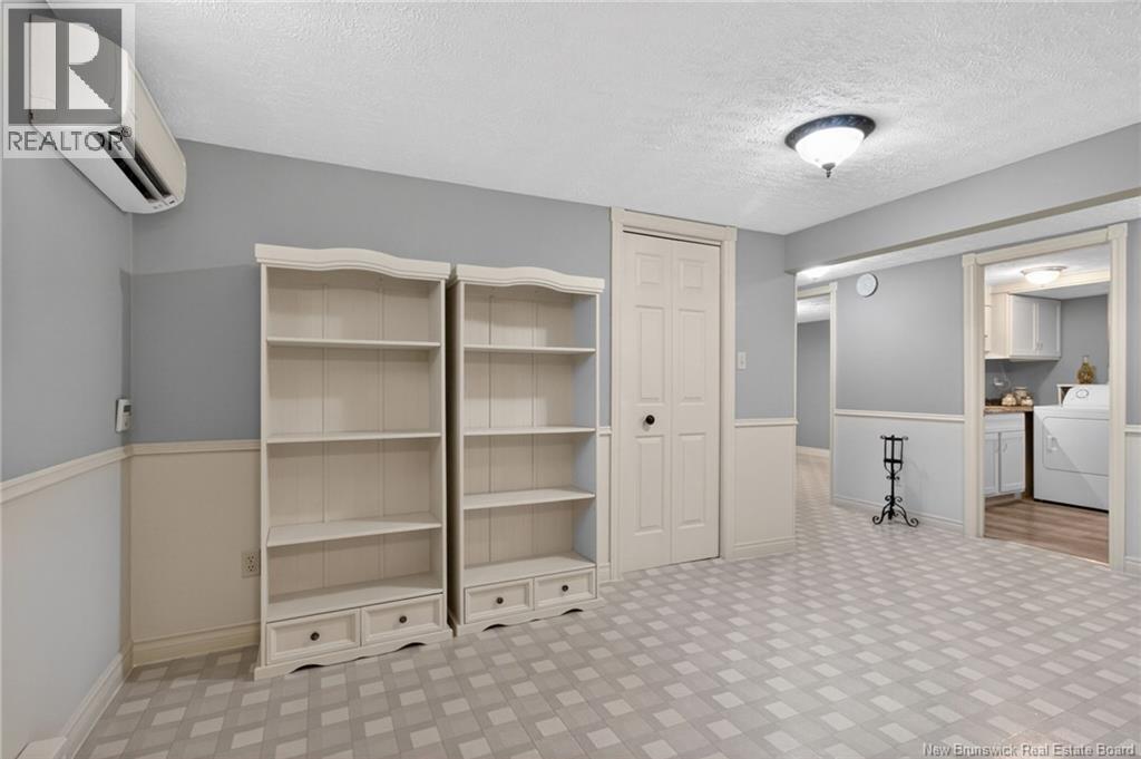 268 Irving Boulevard - 26