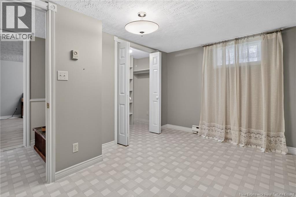 268 Irving Boulevard - 30