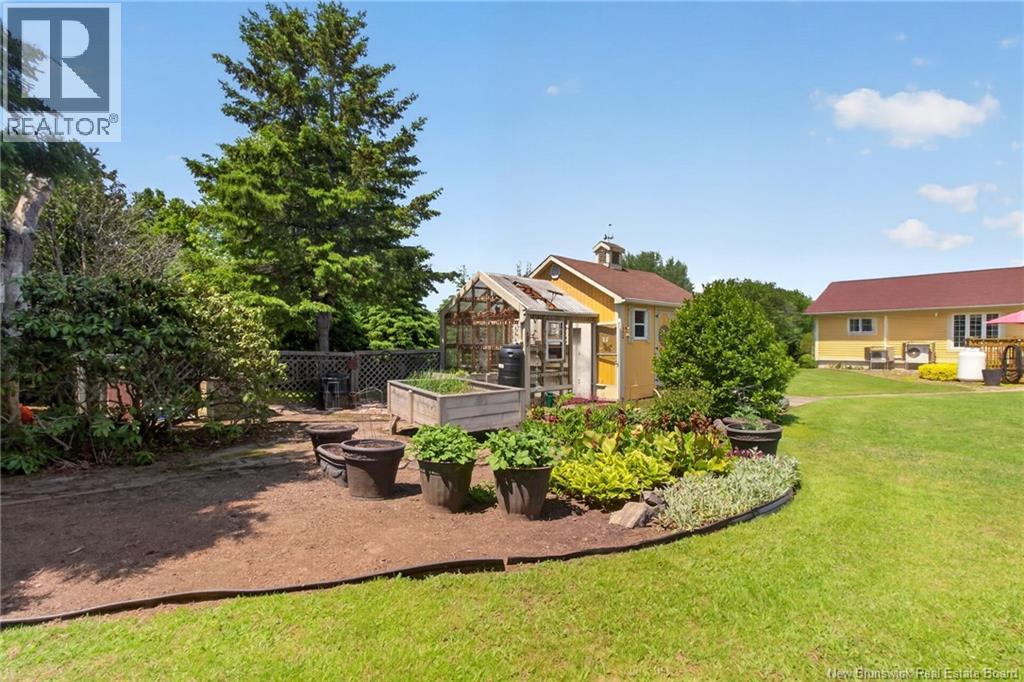 268 Irving Boulevard - 39