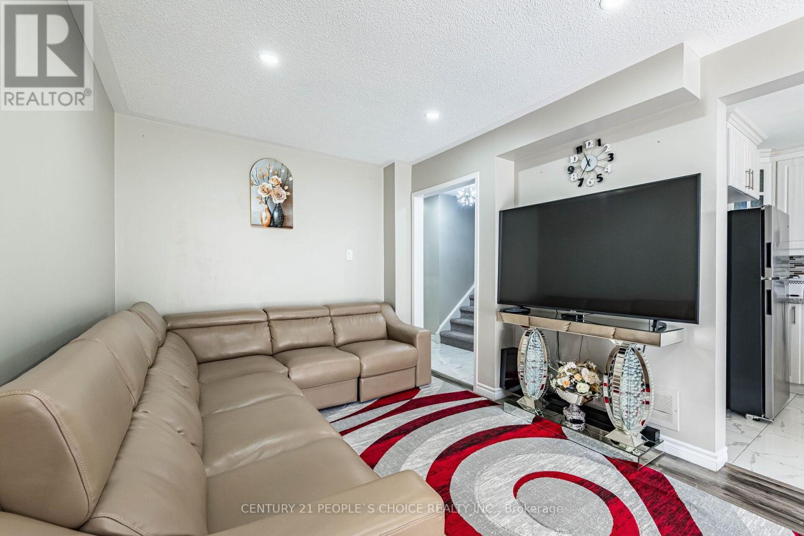 76 WICKSTEAD COURT - 10