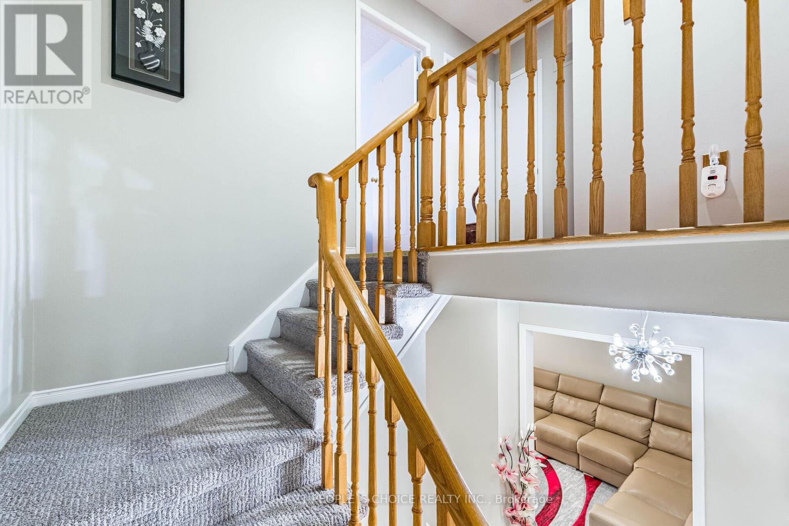 76 WICKSTEAD COURT - 20
