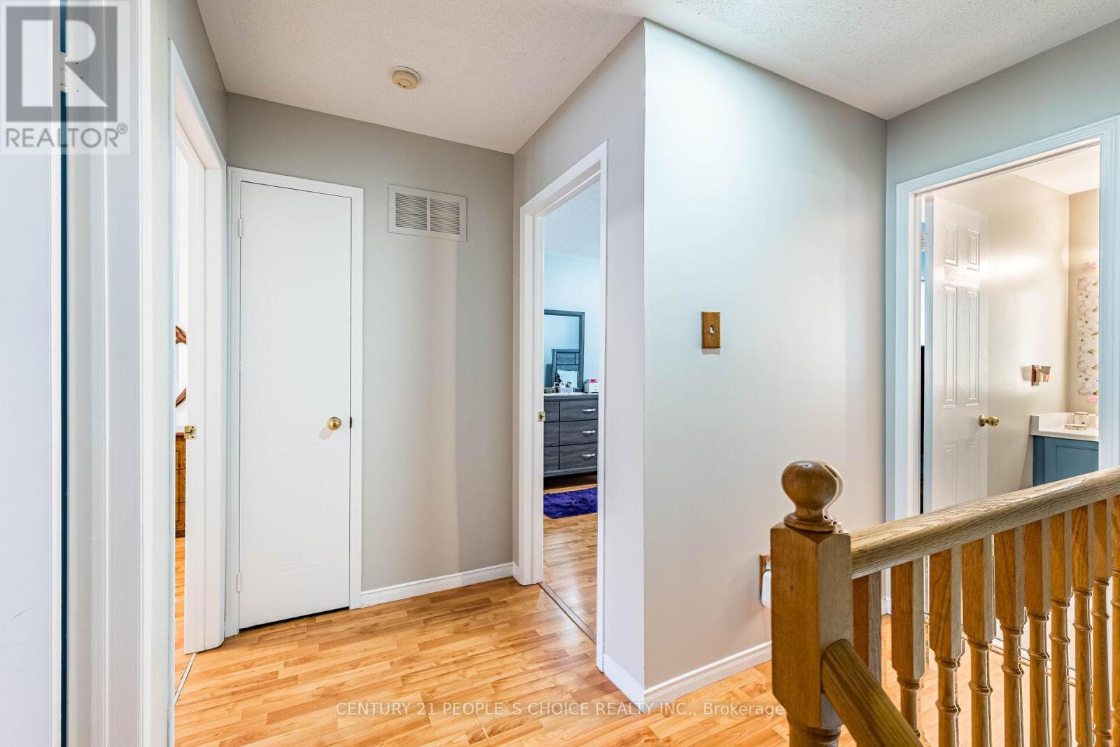 76 WICKSTEAD COURT - 22