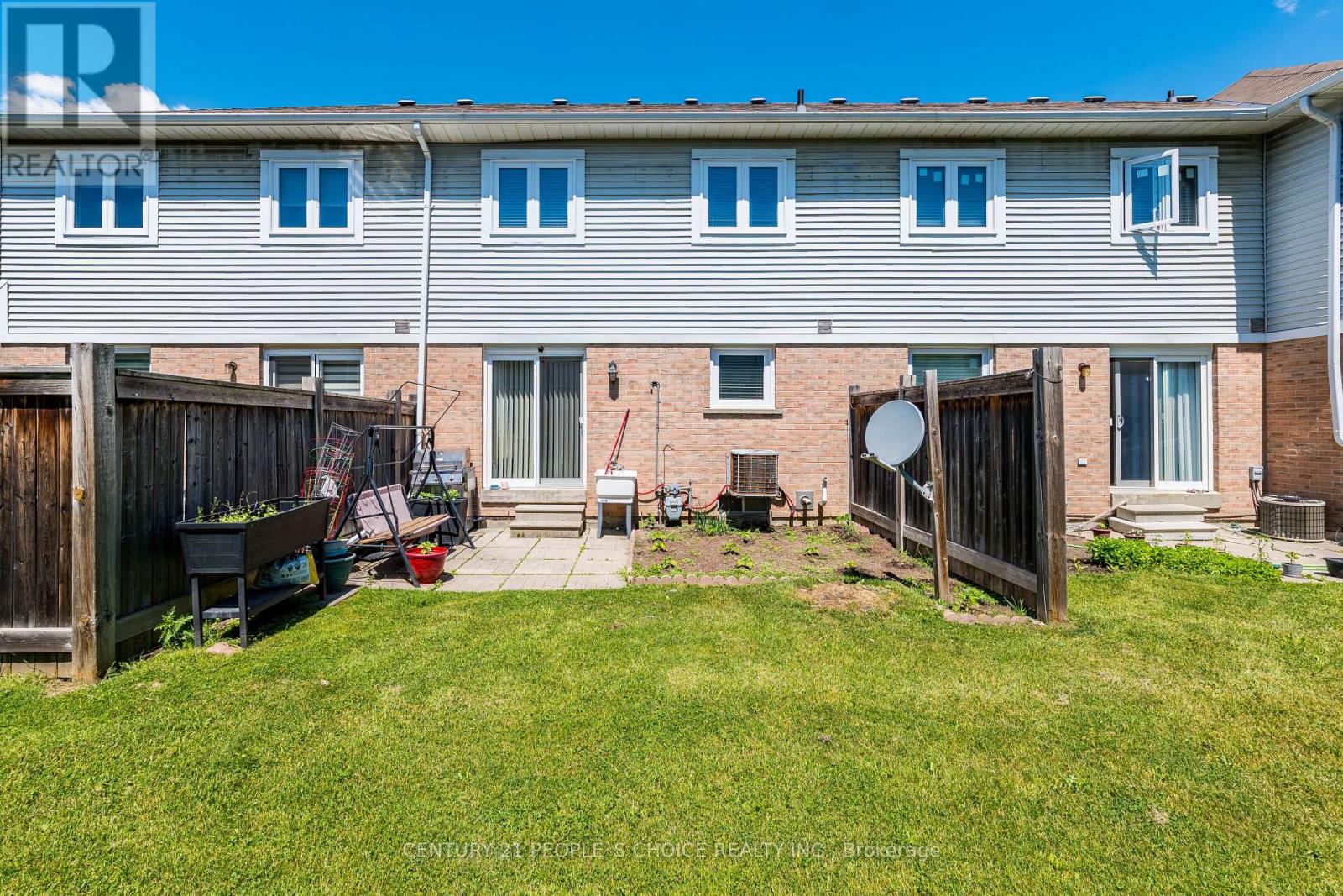 76 WICKSTEAD COURT - 39