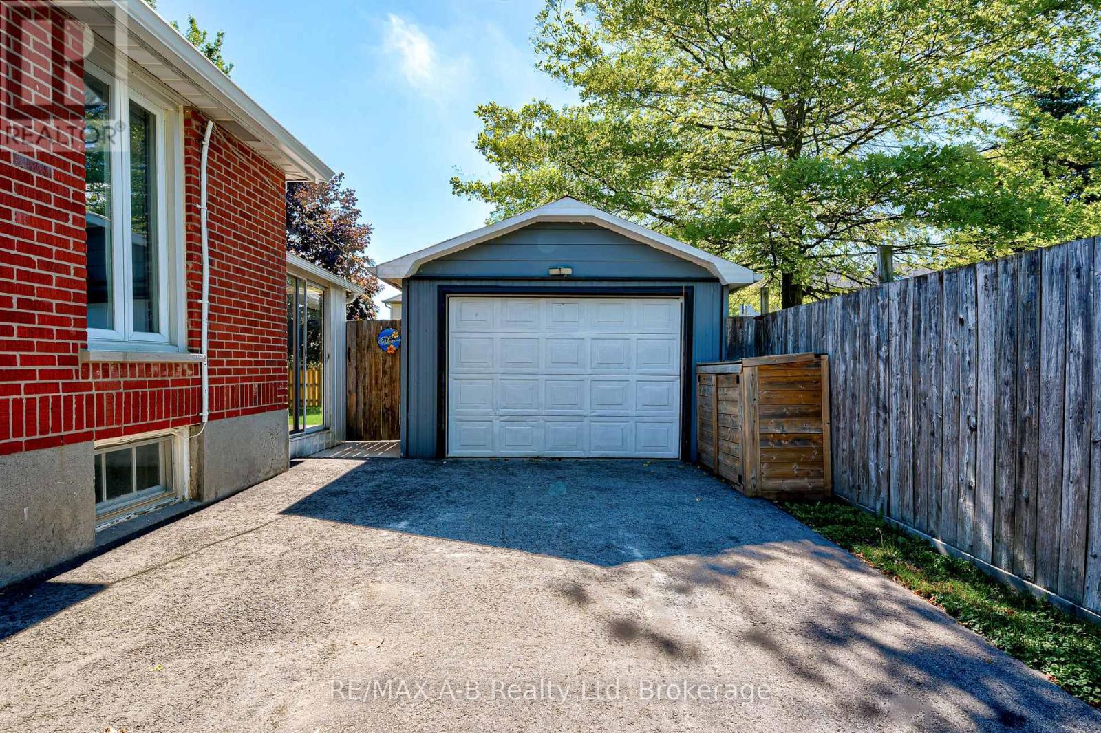 243 KING STREET - 3