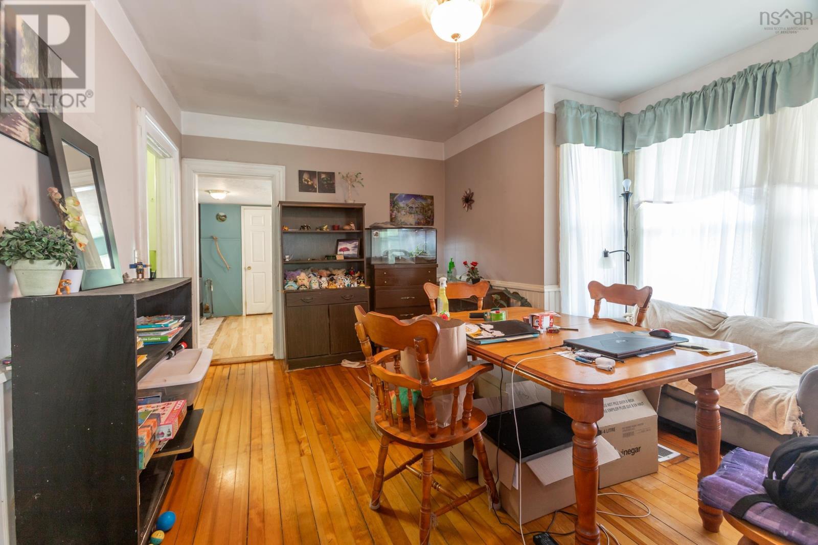 139 South Street - 19